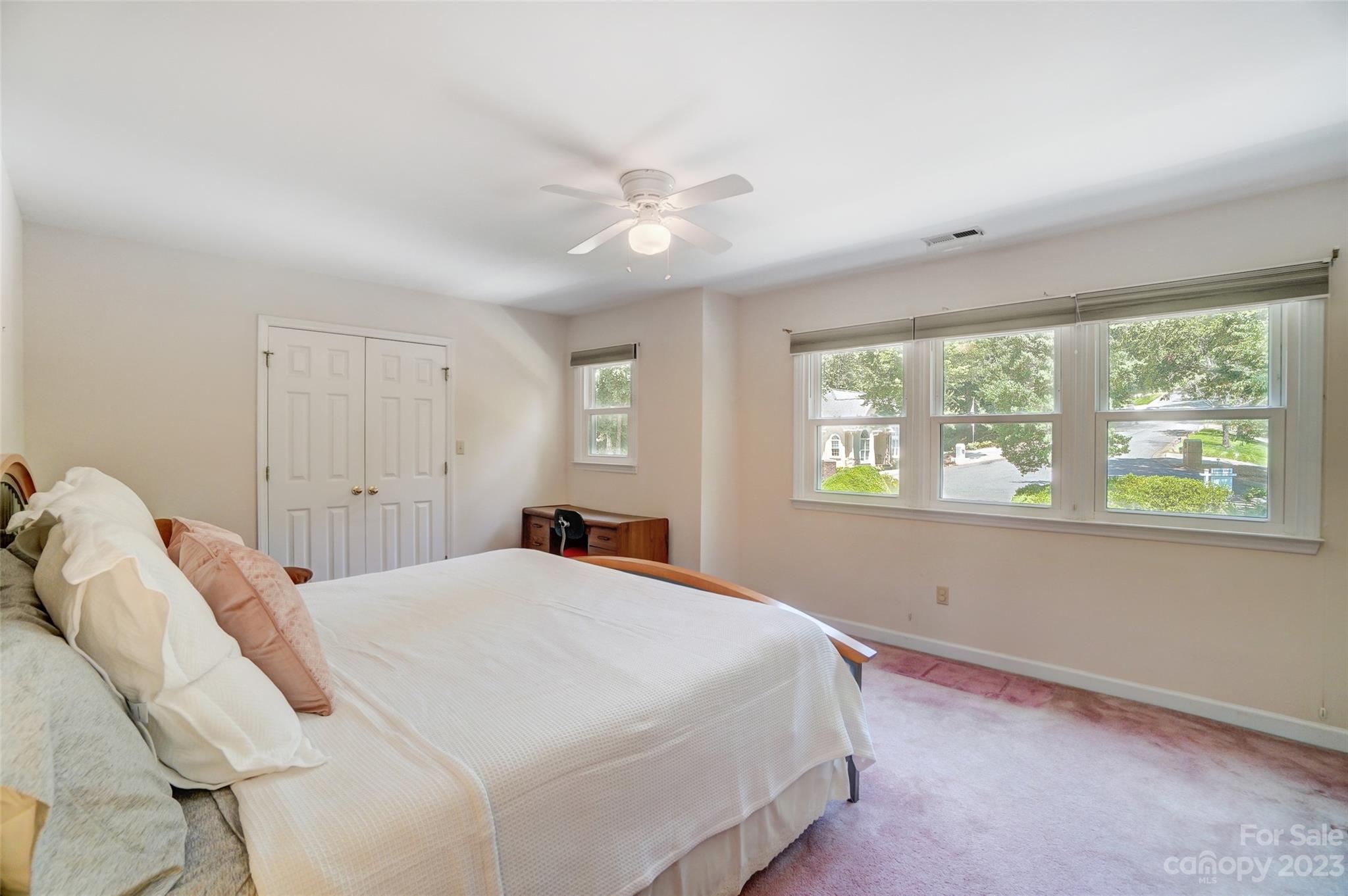 Tega Cay - Residential