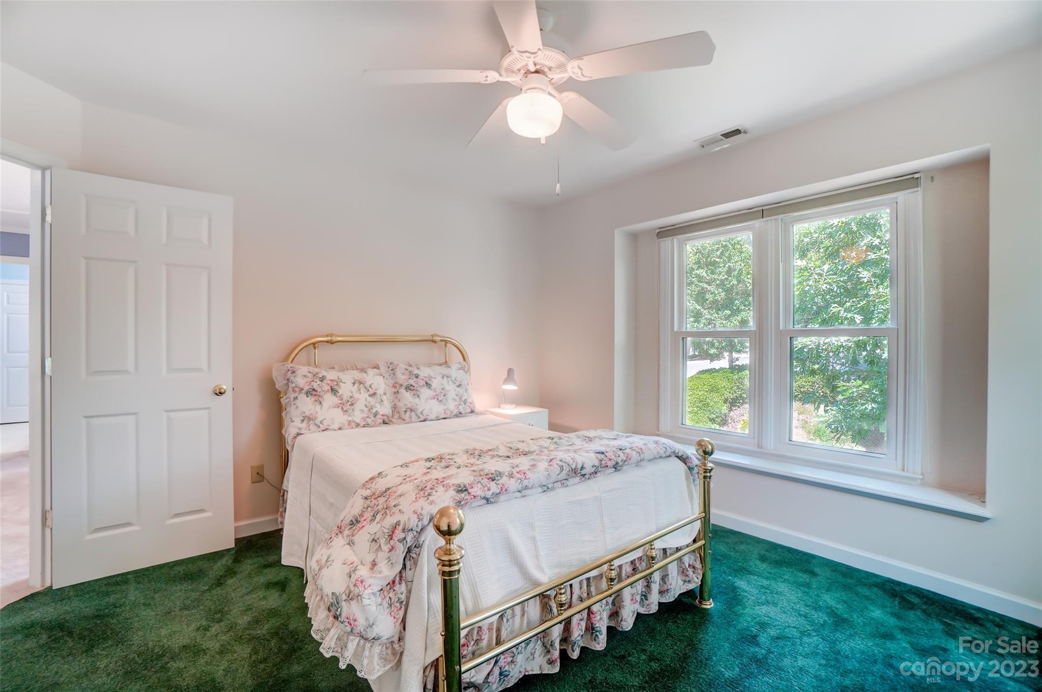 Tega Cay - Residential