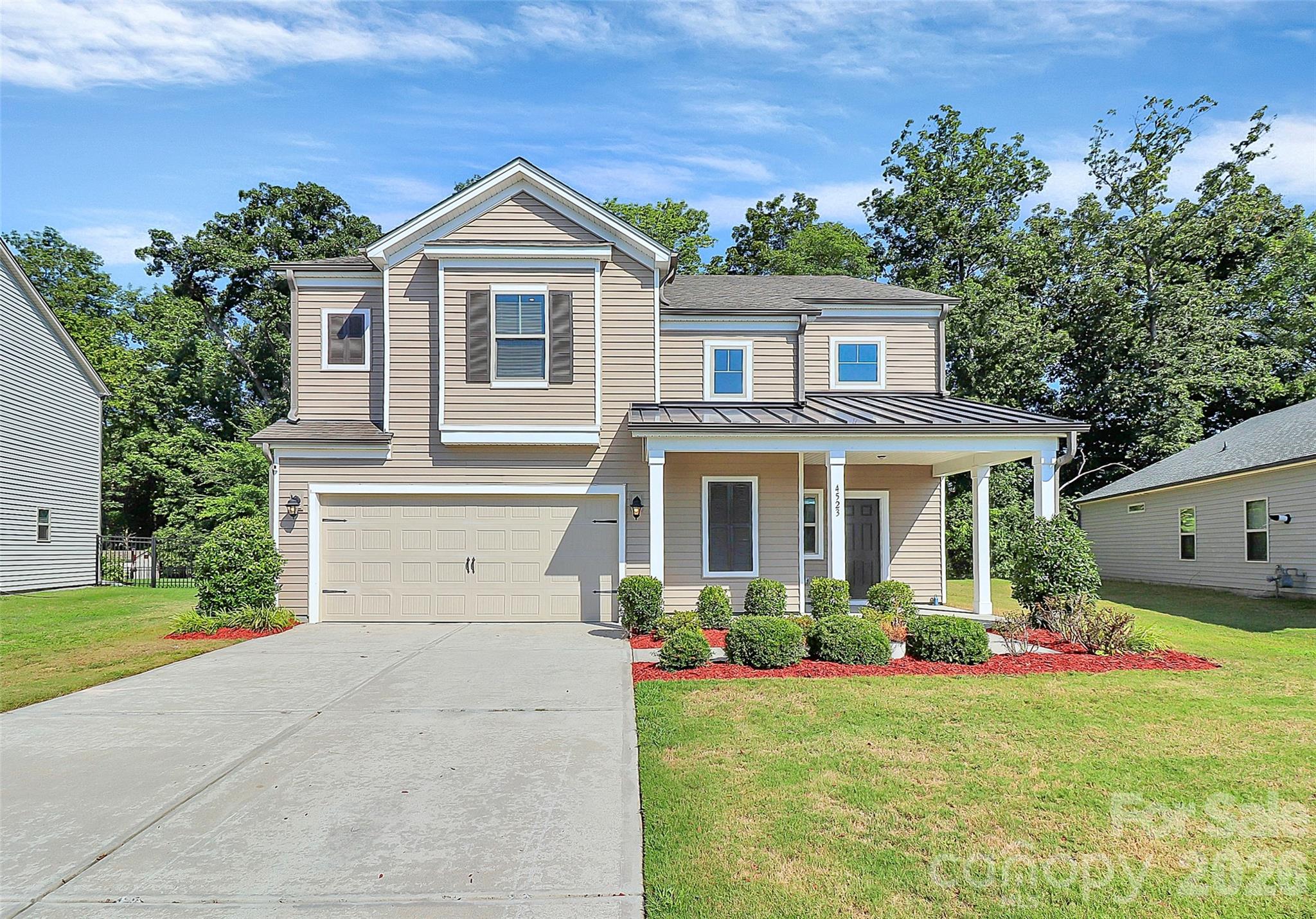 Move-in ready 5BR/4BA home in the highly desirable Haywyck Meadows community! Up to $7500 in seller concessions with an acceptable offer! This spacious 3,328-sq-ft home offers a bright, open floor plan with a guest bedroom and full bath conveniently located on the main level. The gourmet kitchen features granite countertops, stainless steel appliances, a gas range, and a large island—perfect for entertaining.
Upstairs, the oversized primary suite showcases a tray ceiling, private ensuite bath, and a generous walk-in closet. A versatile loft provides the perfect space for a home office, media area, or playroom. One secondary bedroom includes its own private bath, while two additional bedrooms share a hall bath.
Fresh interior paint throughout, a fully sheetrocked garage, and energy-efficient features add to the home’s appeal. Situated on a .42-acre lot that extends into a wooded area, the property offers added privacy and natural views.
Residents enjoy community amenities including a pool, playground, and sidewalks. Conveniently located close to Charlotte Premium Outlets, Town of Ayrsley, Rivergate Shopping Center, Lake Wylie, I-485, and more. Quick close available—schedule your showing today!