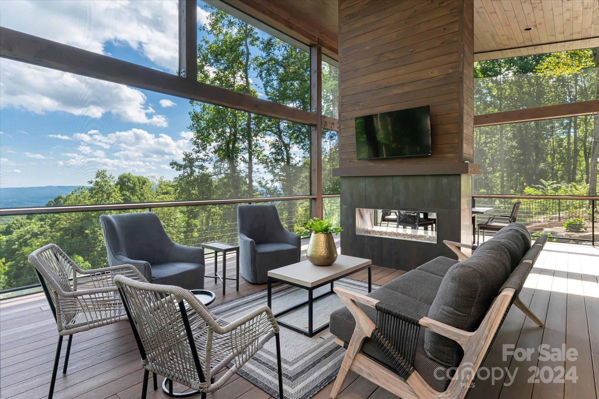 Couch Mountain - Residential