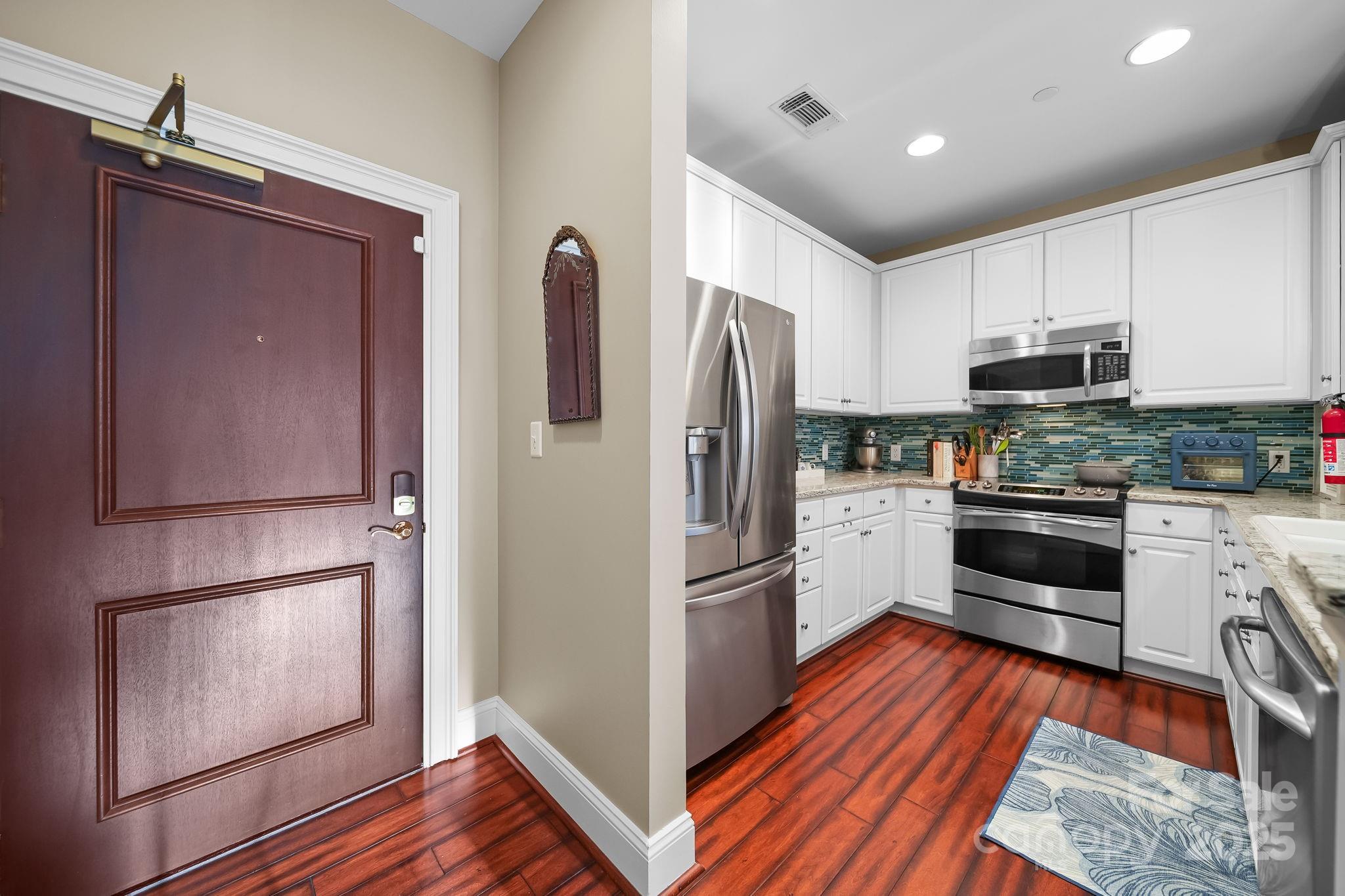 400 North Church - Residential