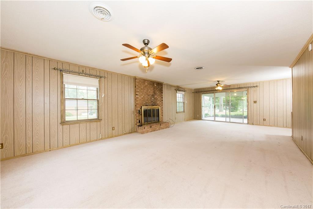 Country Club Estates - Residential