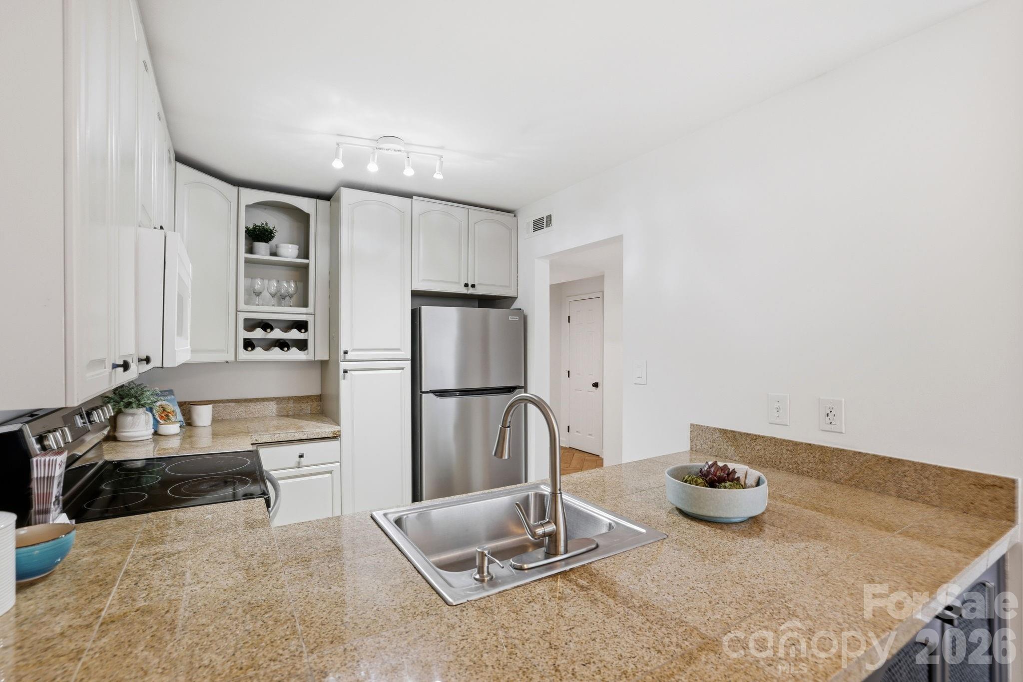 Merry Oaks - Residential