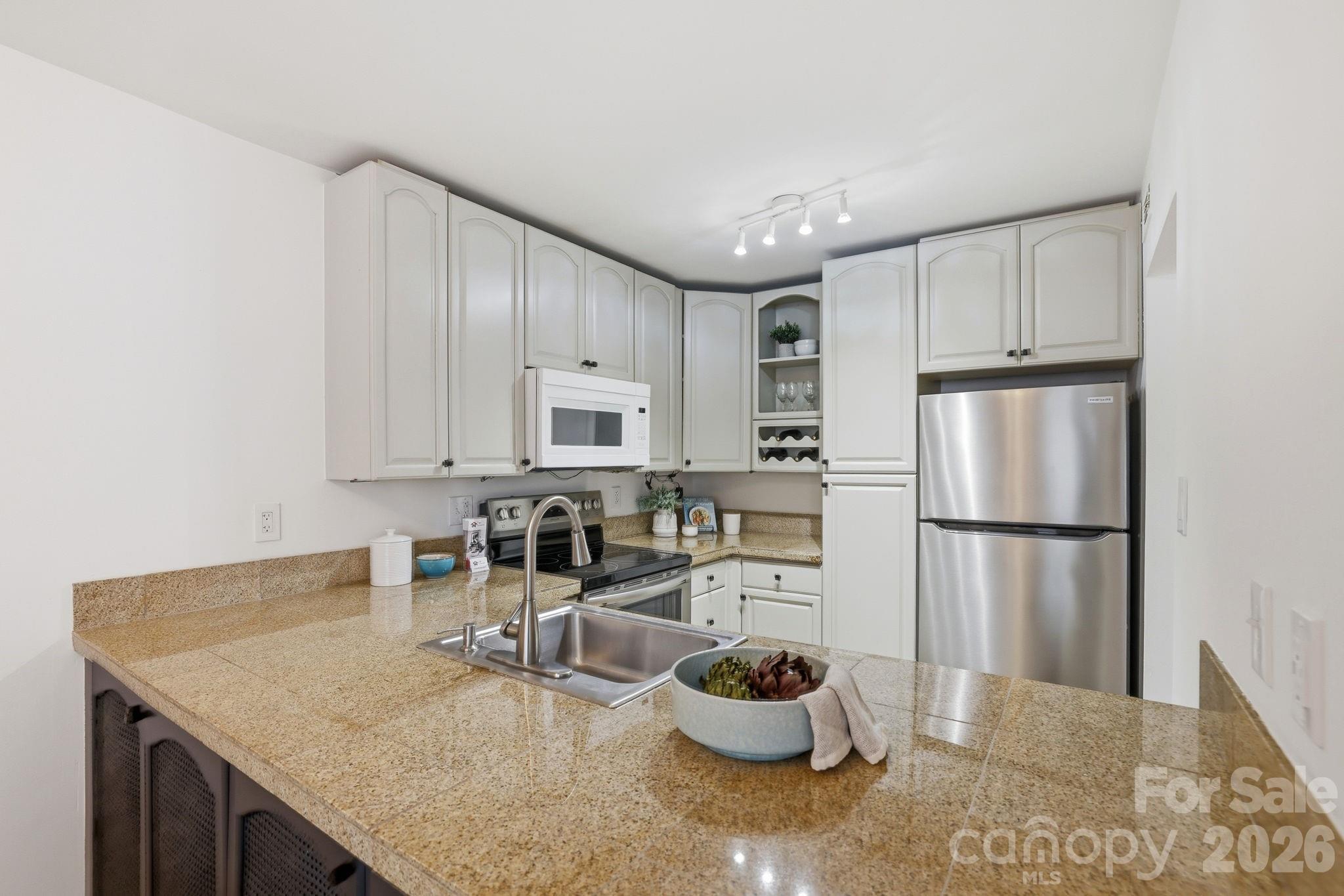 Merry Oaks - Residential