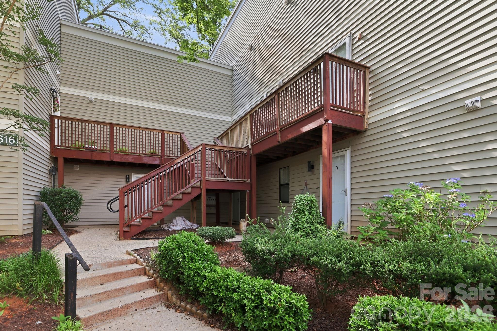 Merry Oaks - Residential