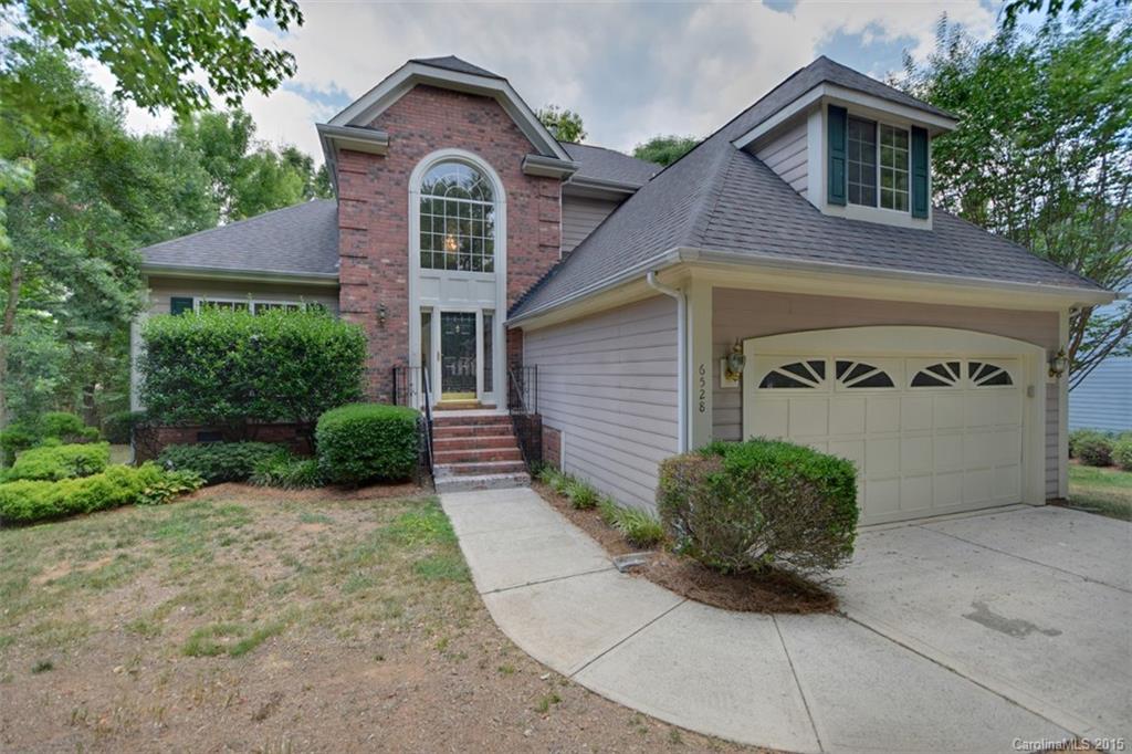 LOCATION, PRICE & FLOOR-PLAN! FORMAL LR & DR. LARGE UPDATED EAT IN KITCHEN W/GRANITE COUNTER-TOPS, LOTS OF CABINET SPACE & NEW SS APPLIANCES. GREAT ROOM W/ FIREPLACE. BDR/DEN ON MAIN W/ FRENCH DOORS. LARGE BONUS RM OVER GARAGE. MASTER SUITE HAS LARGE WALK IN CLOSET W/ CEDAR FLOORING. DELUXE BATH HAS DOUBLE VANITY, SHOWER & TUB. SECONDARY BEDROOMS HAVE BEAUTIFUL VIEWS. LARGE DECK. LOTS OF STORAGE. LOVELY BACKYARD W/ LOTS OF TEES. FRESHLY PAINTED INTERIOR, NEW CARPETING, WOOD FLOORING & MUCH MORE!