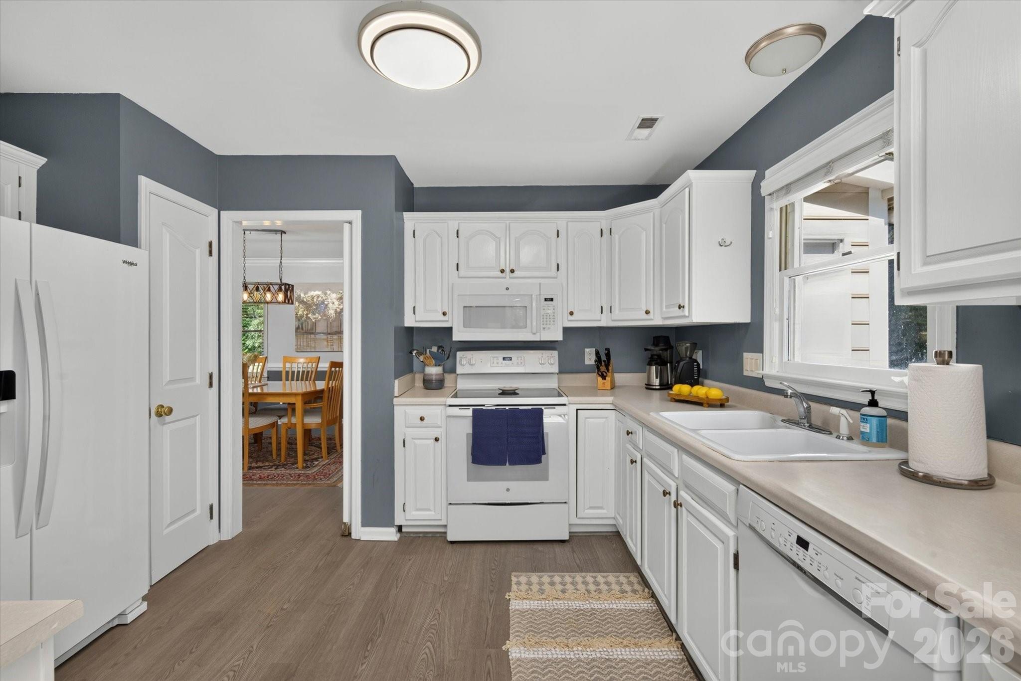 Cameron Wood - Residential