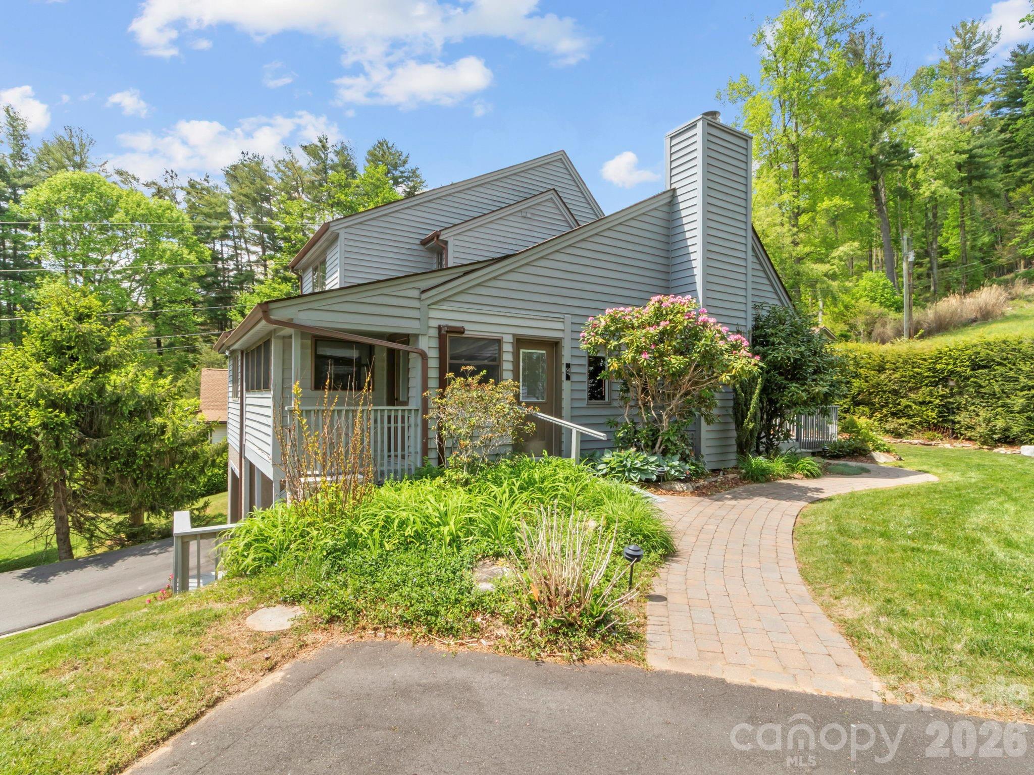 Seven Pines - Residential