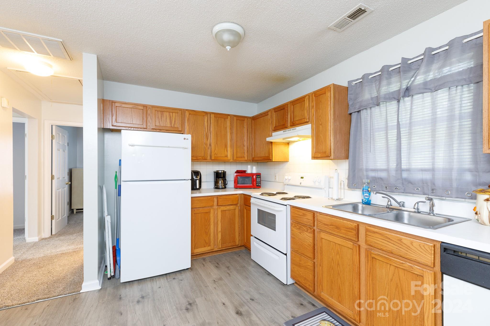 Broadmoor - Residential