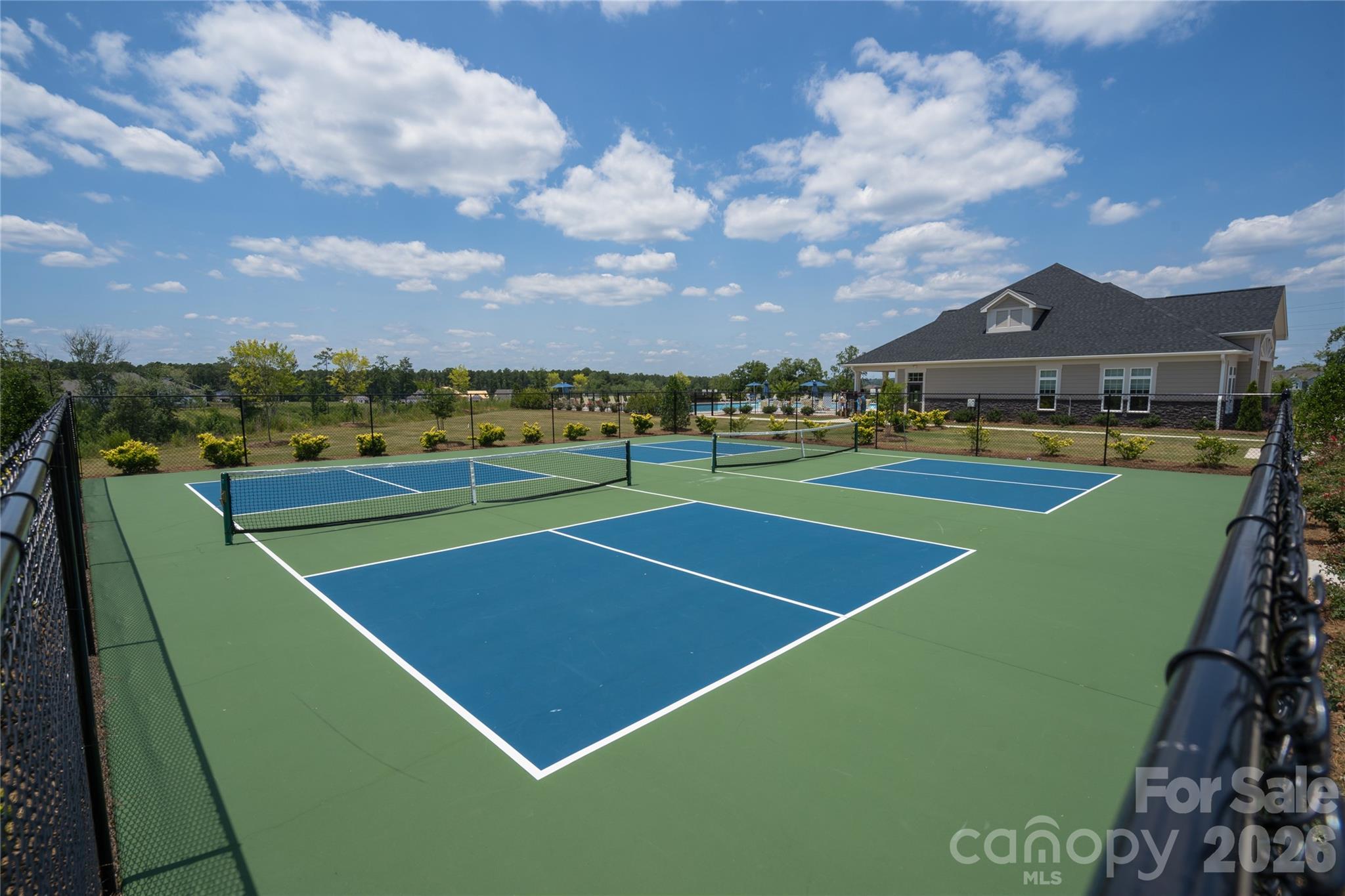 Laurel Brook - Residential