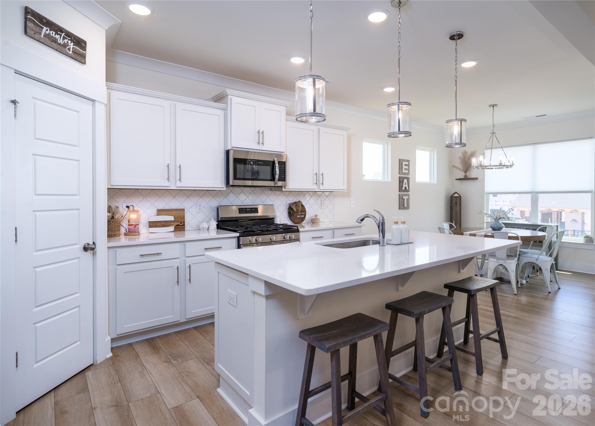 Laurel Brook - Residential