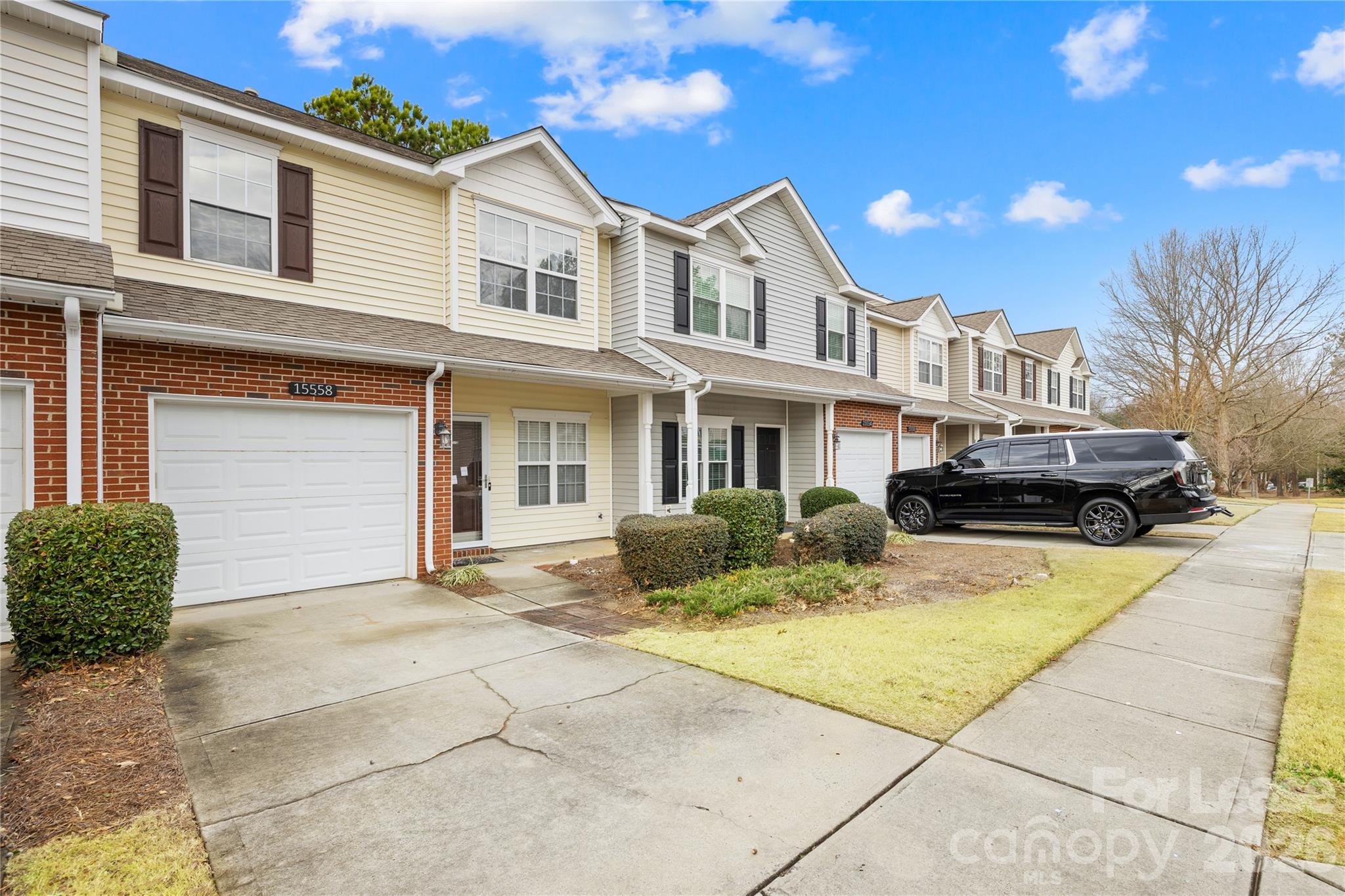 Oakbrooke - Residential Lease