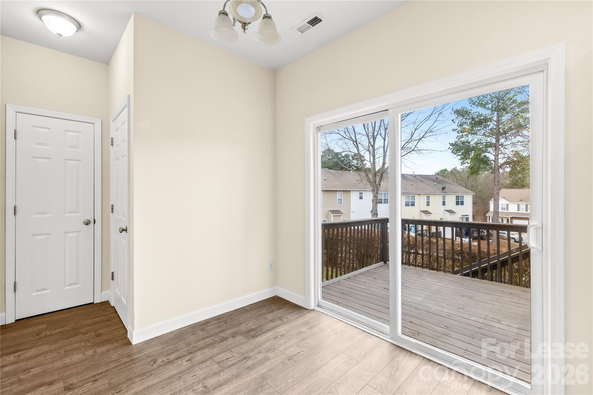 Oakbrooke - Residential Lease