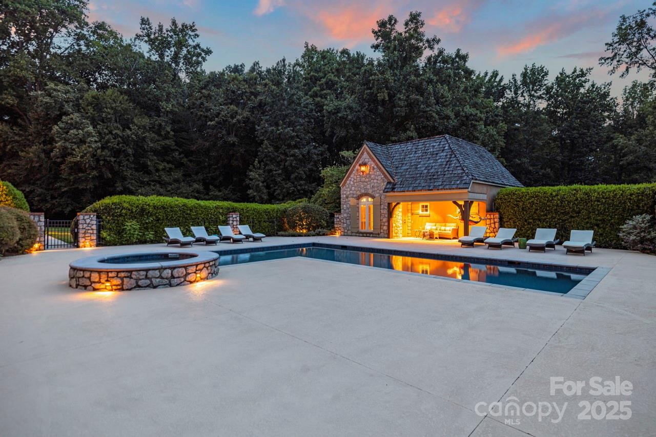 Maple Grove - Residential