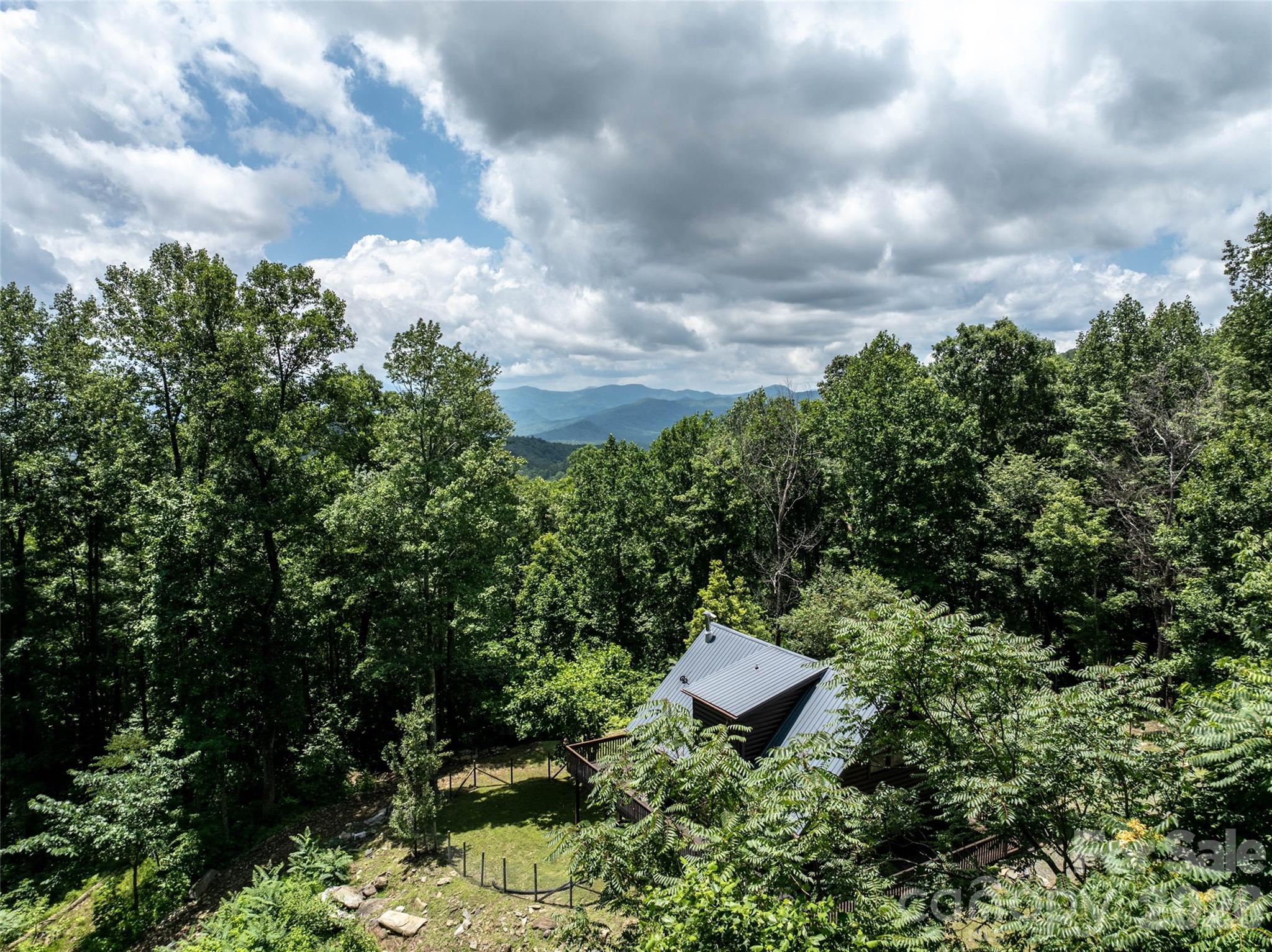 Pinnacle Mountain - Residential