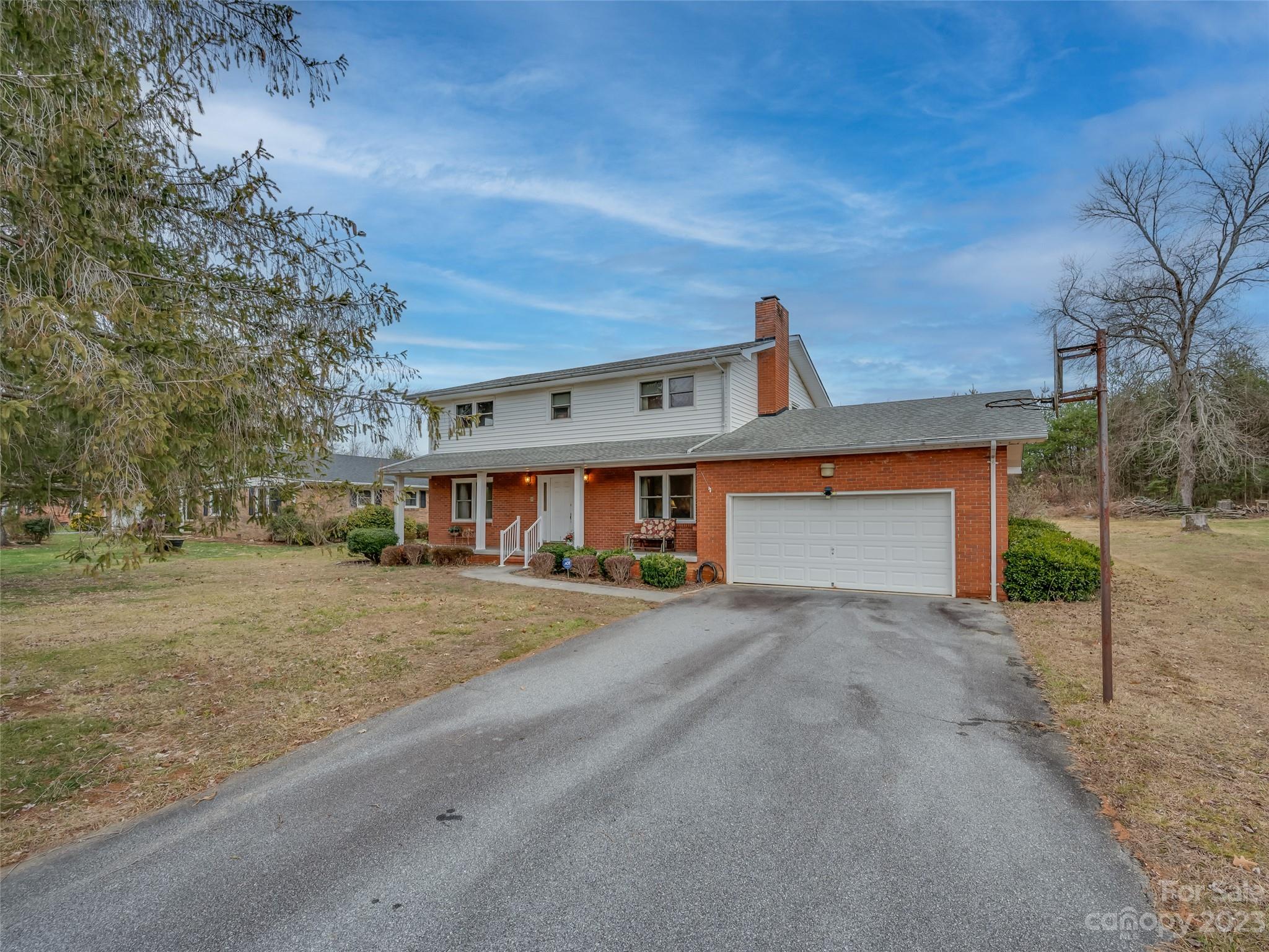 Brookland Manor - Residential