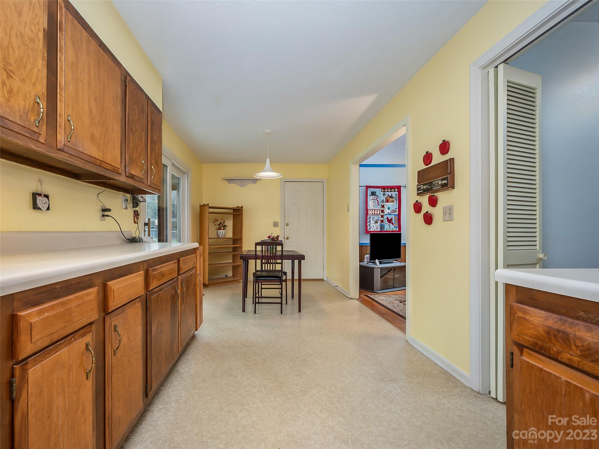 Brookland Manor - Residential