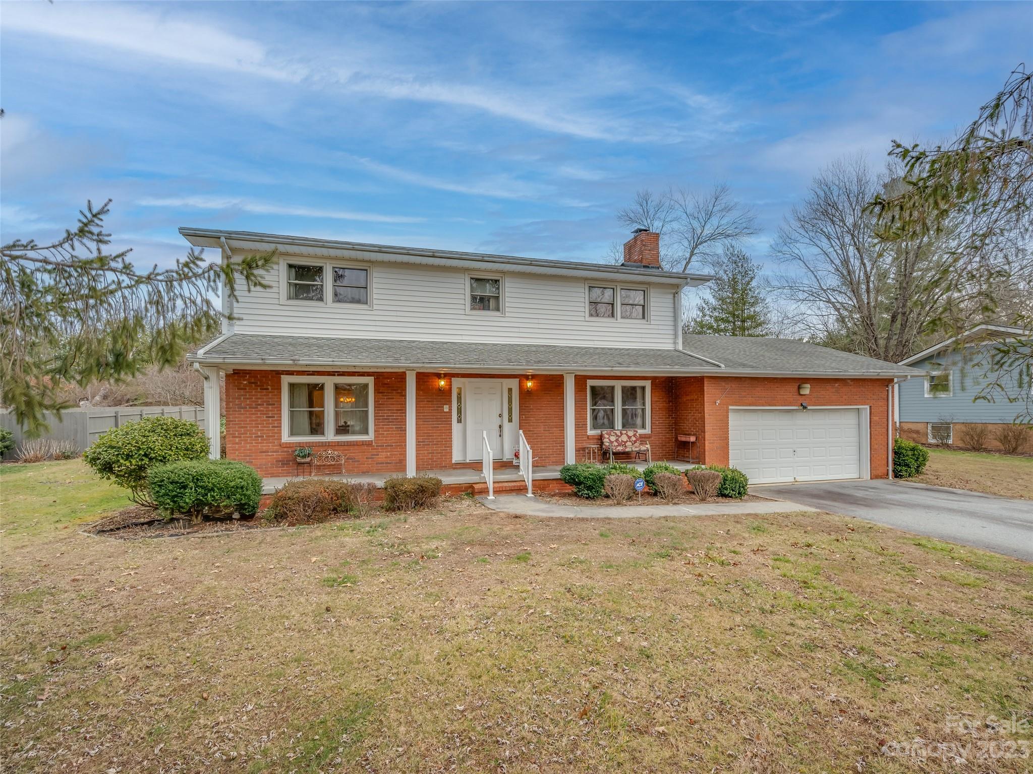 This 5 bedroom, 2 1/2 bath home is located in the desirable neighborhood of Brookland Manor
and conveniently located between Hendersonville and Flat Rock. The spacious family room
offers a cozy wood burning fireplace, perfect for those chilly evenings. The sunroom provides
a bright and inviting space to relax and enjoy the natural sunlight. The formal dining room
is great for hosting dinners and there is also space for an eat-in kitchen area. The large,
level yard is perfect for is perfect for entertaining or enjoying outdoor activities. With
all of the endless potential, don't miss out on the opportunity to make this house your own!