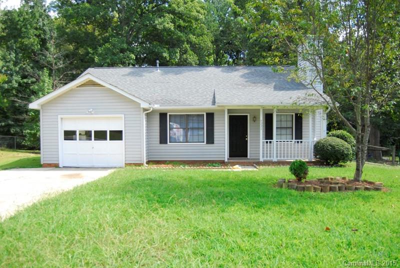 This home offers 3 bedrooms, 2 bathrooms, and approximately 1,359 square feet of living space. It is professionally managed and maintained with pride. Not only are you leasing a quality house, but gaining a place you can call home. Contact us today!