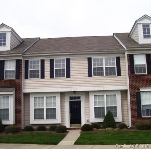 2-story townhome in Denver For Rent! Floor plan offers main level with Dining, Office/Formal Living Room, Great Room with fireplace, Half Bath and open Kitchen.  Upper level has Master Suite, Laundry and 2 Bedrooms that share a Full Bath. Enjoy the rear Patio and Storage Closet. Take advantage of the community pool and a convenient location just of Hwy 16. Tenant is responsible for all utilities and HOA maintains the exterior. No Smoking and No Pets allowed.