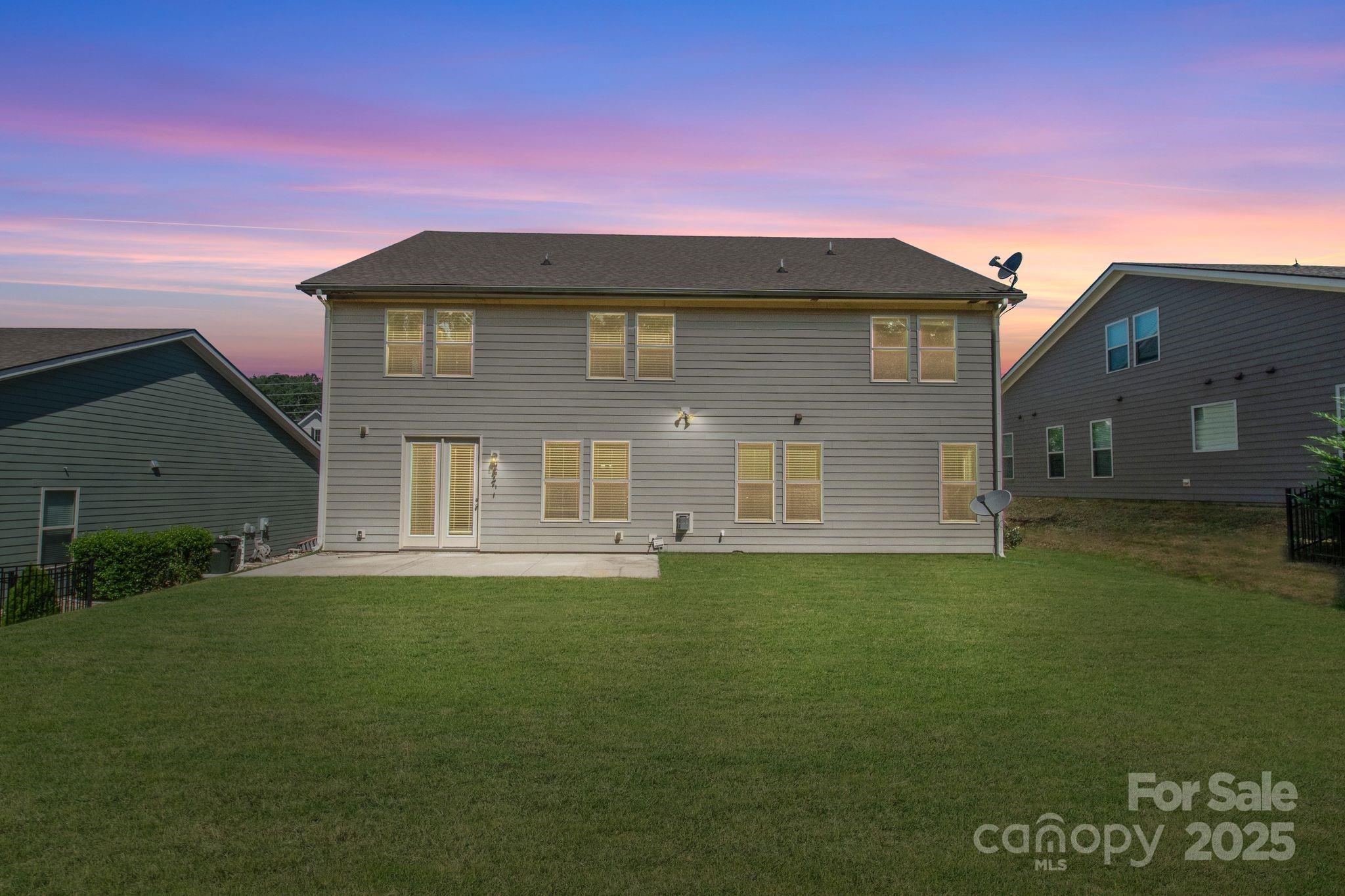 Lake Ridge - Residential