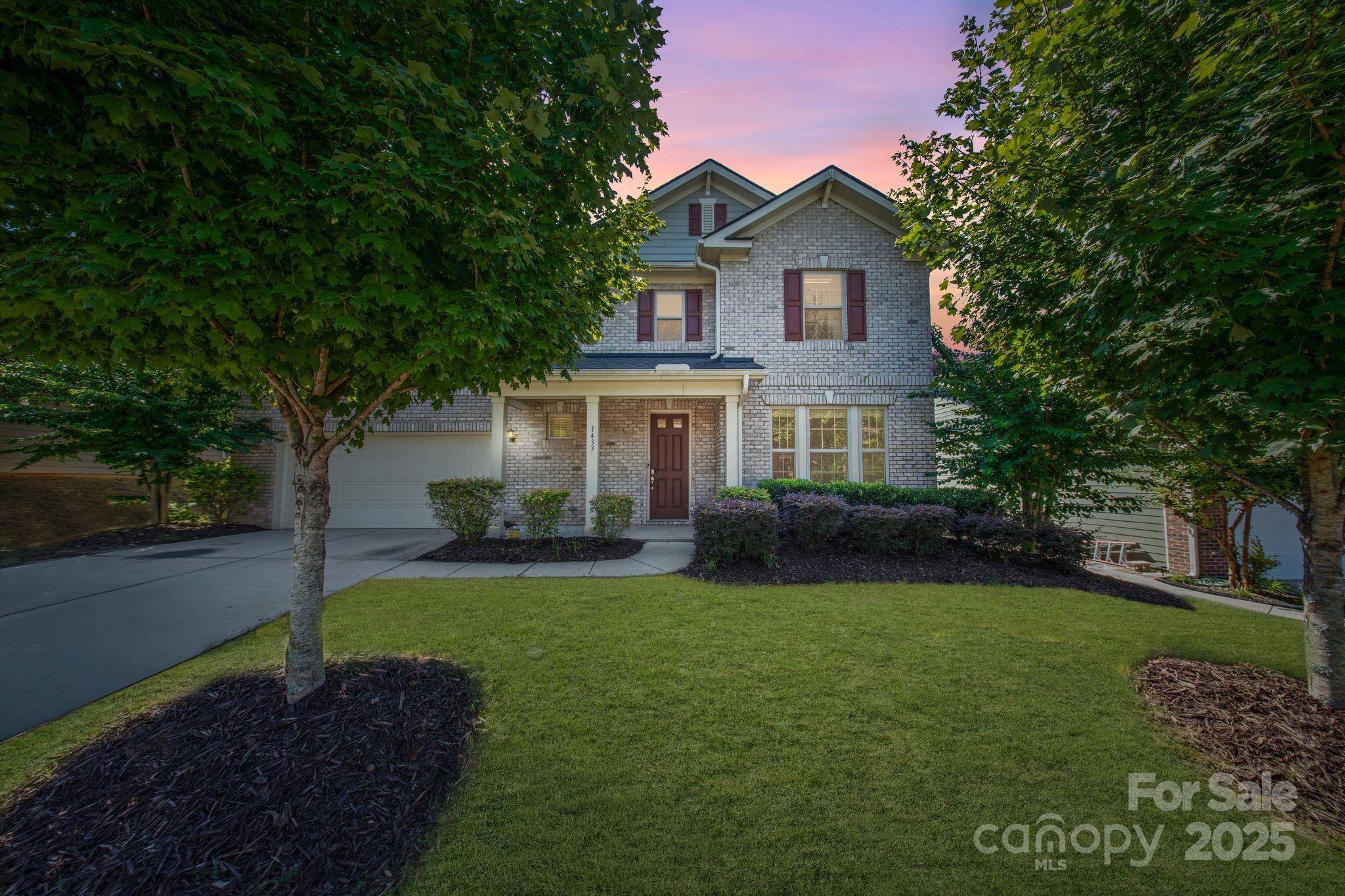 Come tour this stunning 5-bedroom, 4.5-bath home in the highly sought-after Lake Ridge community! The main-floor bedroom with a full bath is perfect for guests or in-laws. The chef’s kitchen boasts a large island, gas cooktop, and wall oven — ideal for entertaining. Upstairs, the oversized primary suite features a spa-like bath and walk-in closet, while three additional bedrooms and a spacious loft offer endless flexibility for your lifestyle.

Enjoy Lake Ridge’s exceptional amenities, including a kids’ pool, Olympic-sized pool with a slide, tennis and basketball courts, walking trails, and playgrounds — everything you need for fun, recreation, and relaxation right in your neighborhood. Minutes to Catawba Park. Minutes to shopping centers and dining restaurants.