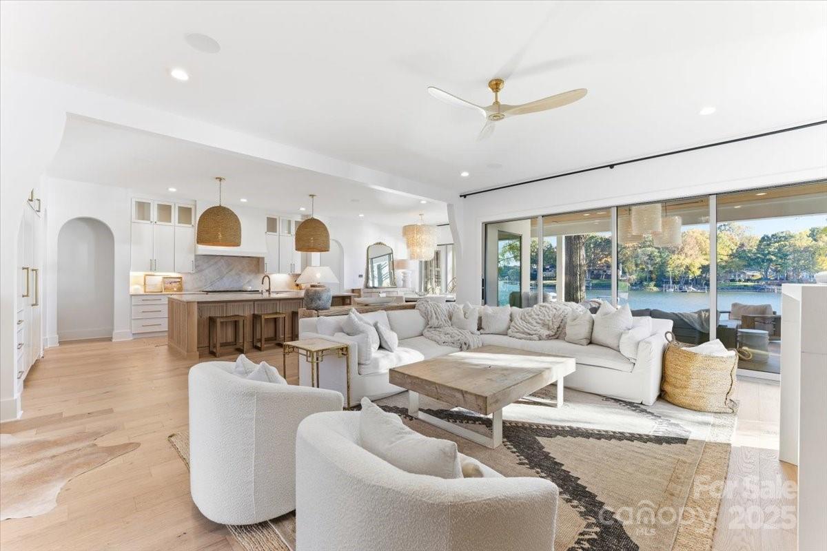 Bahia Bay - Residential