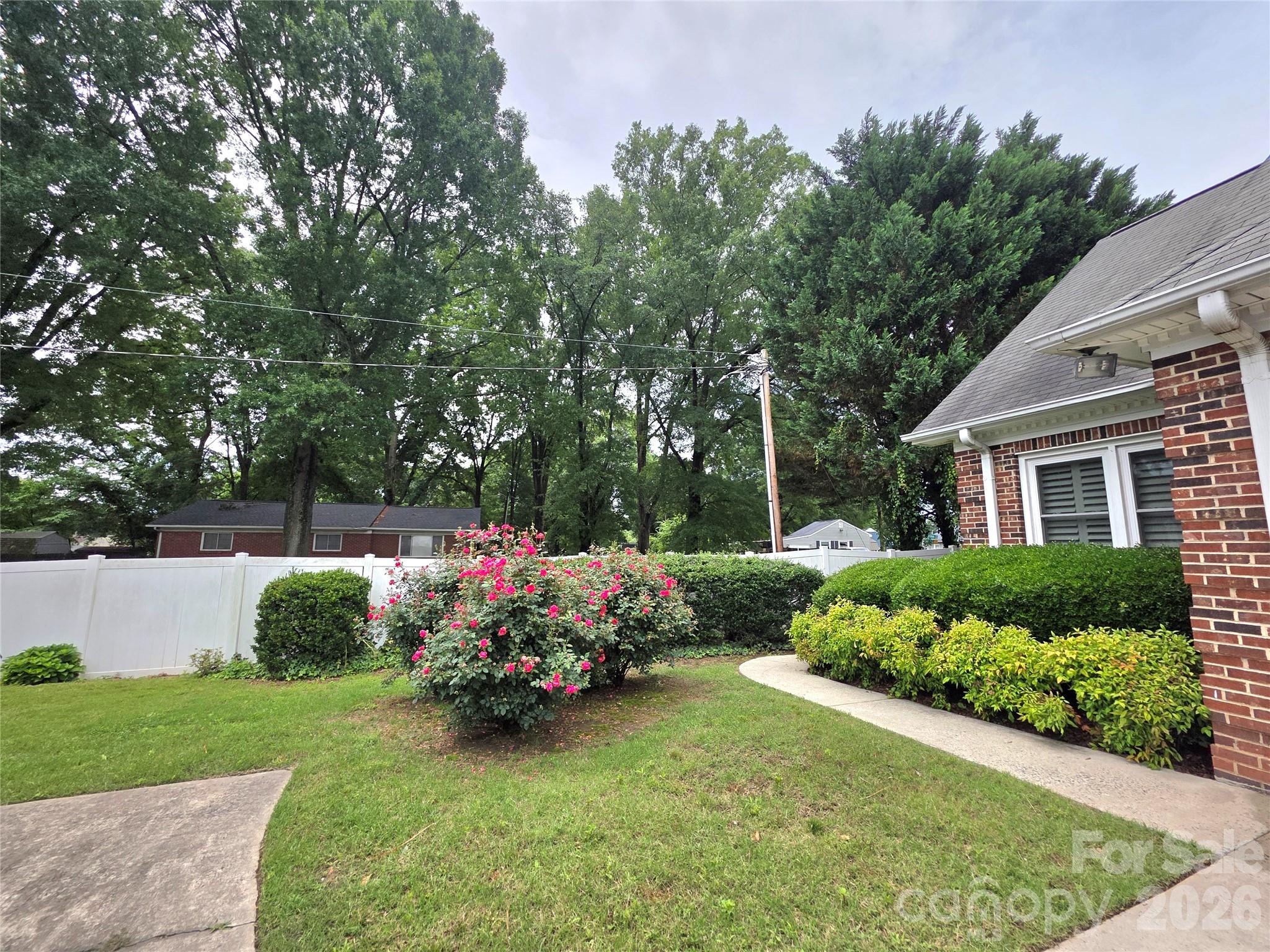 Carlton Commons - Residential