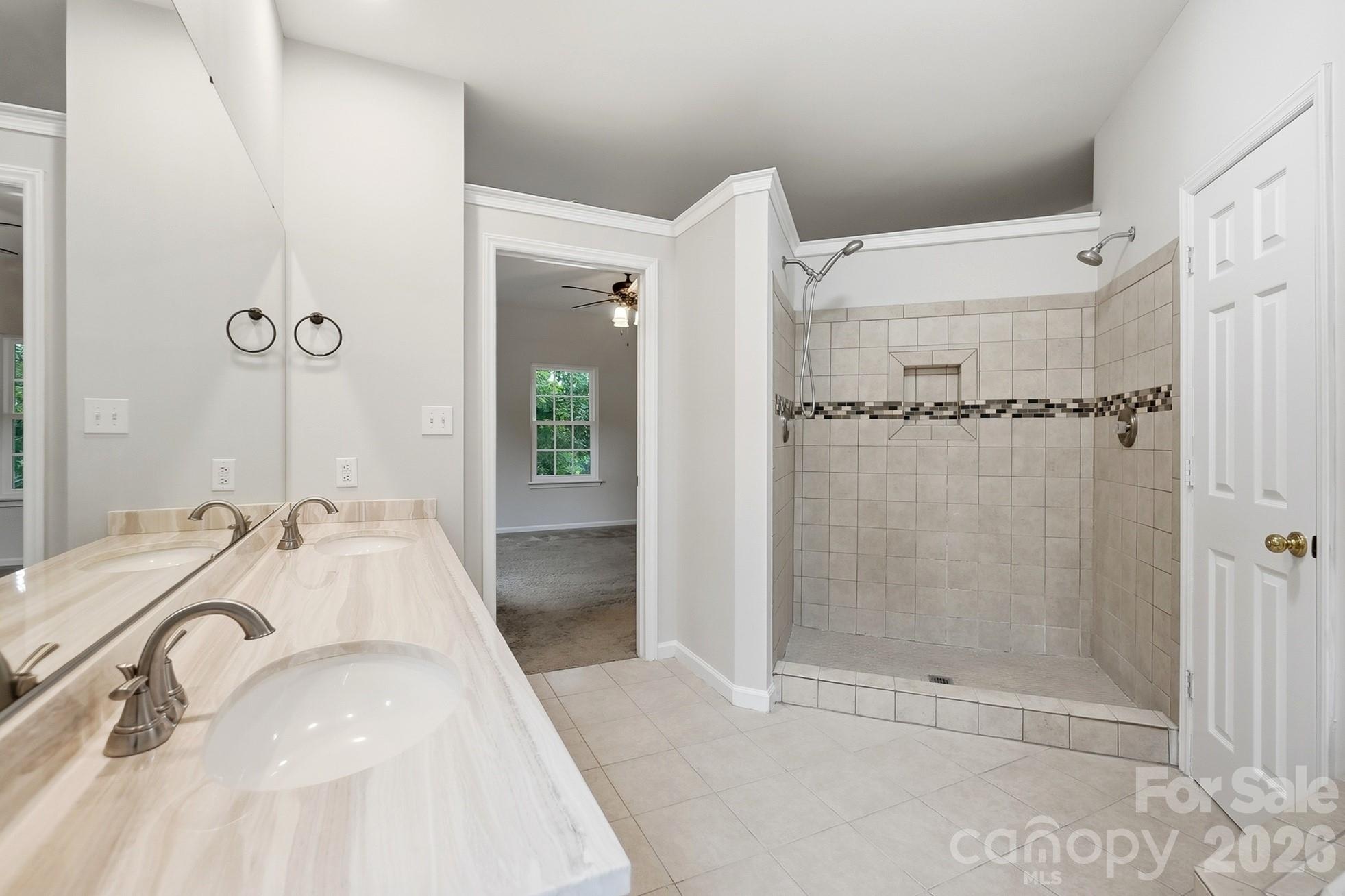 Royal Oaks - Residential