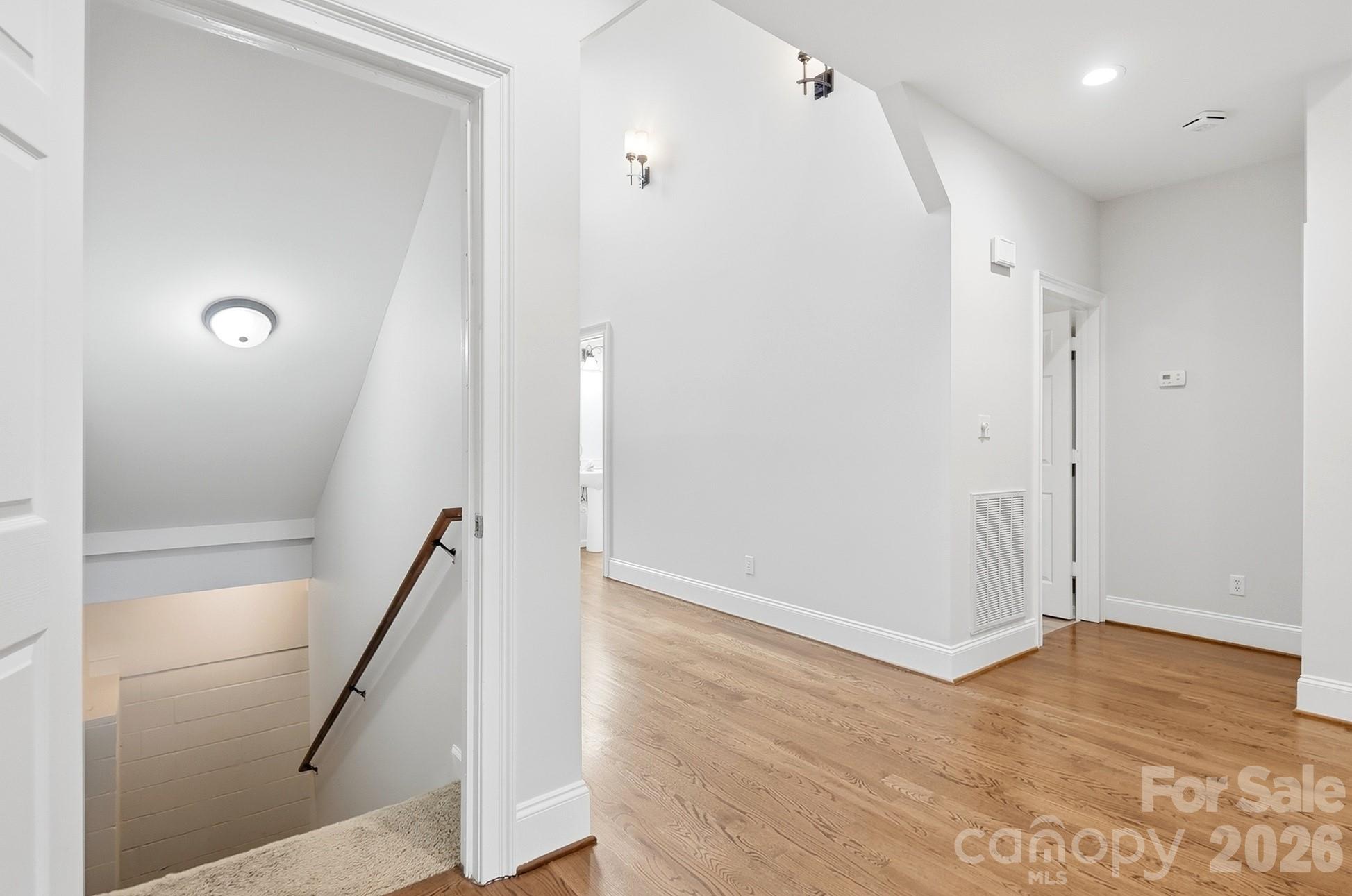 Royal Oaks - Residential