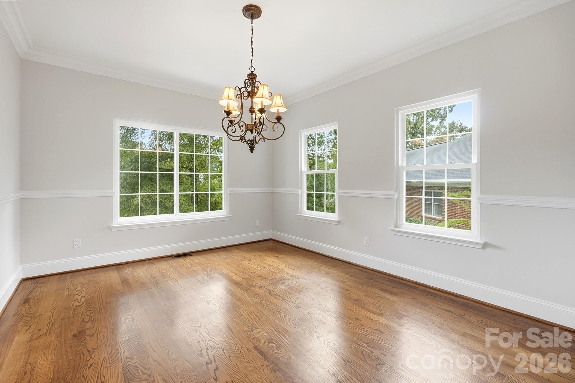 Royal Oaks - Residential