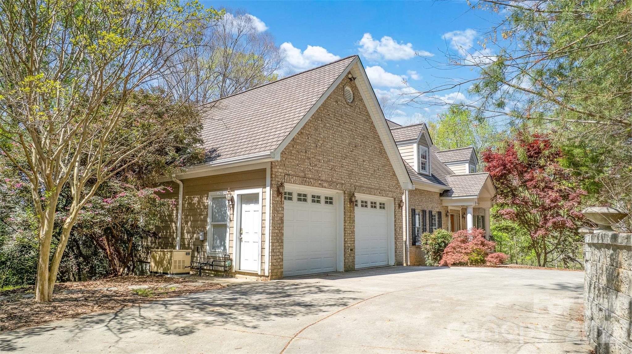 Laurel Cove - Residential