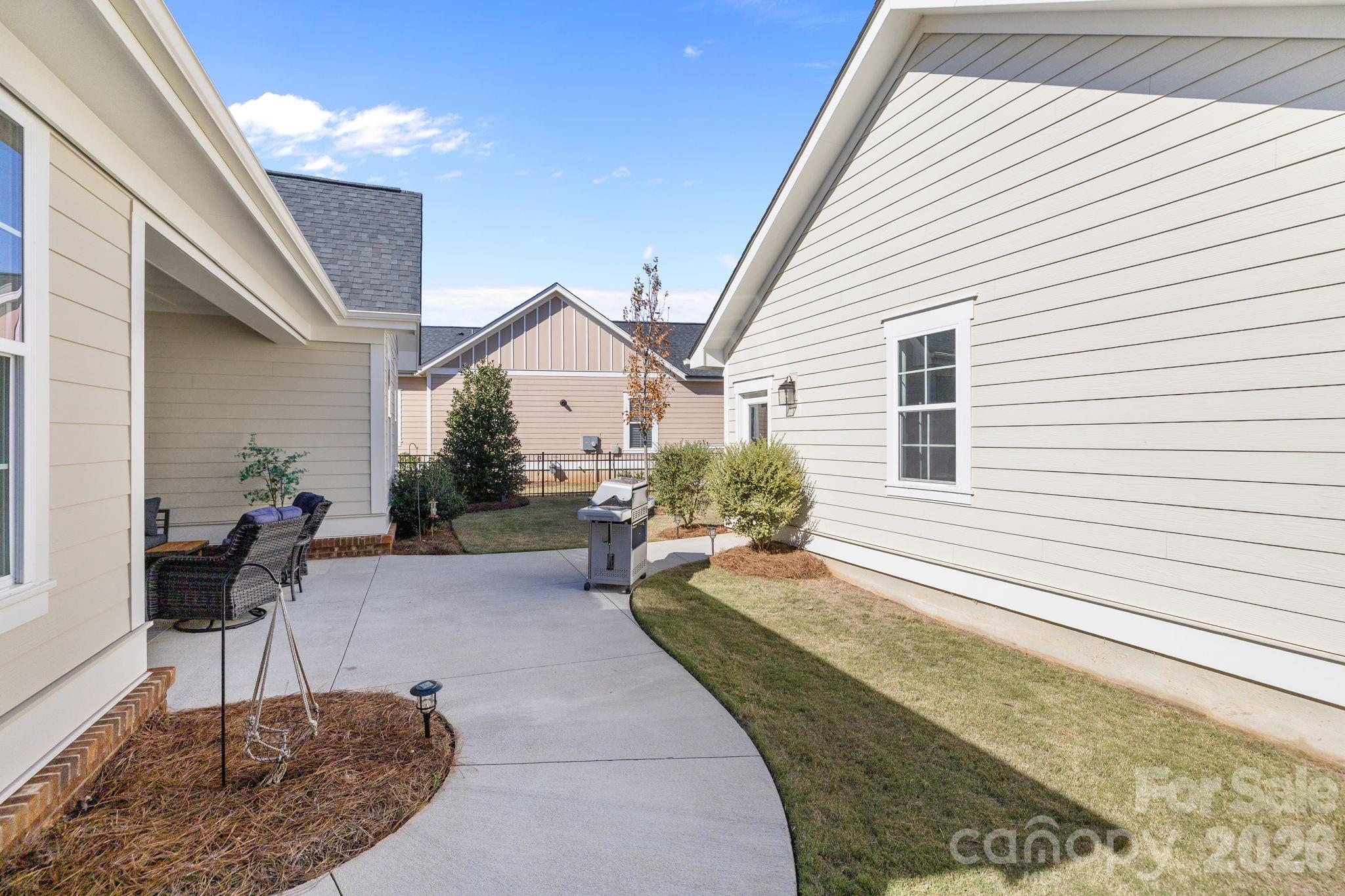 Riverwalk - Residential