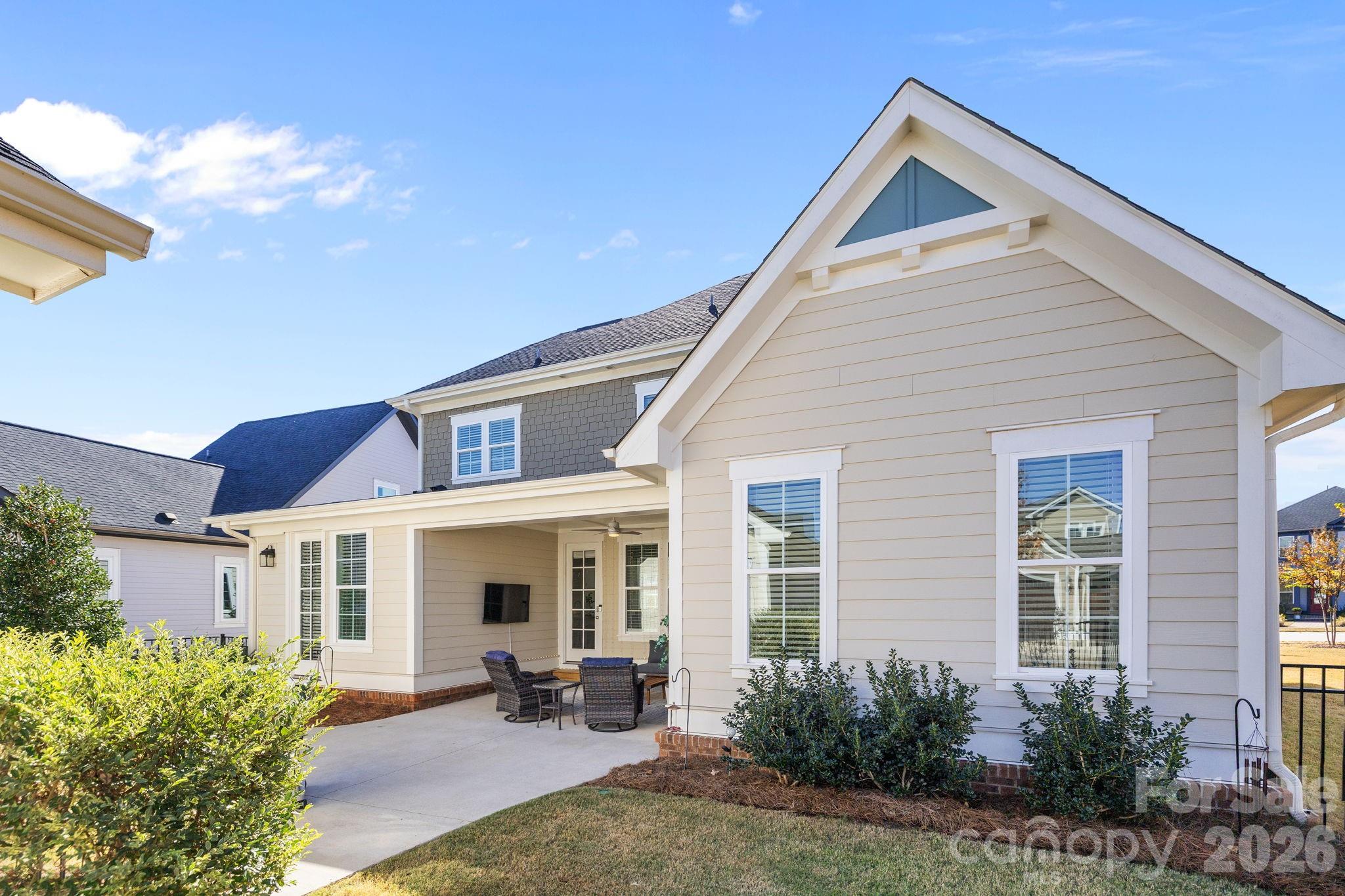 Riverwalk - Residential