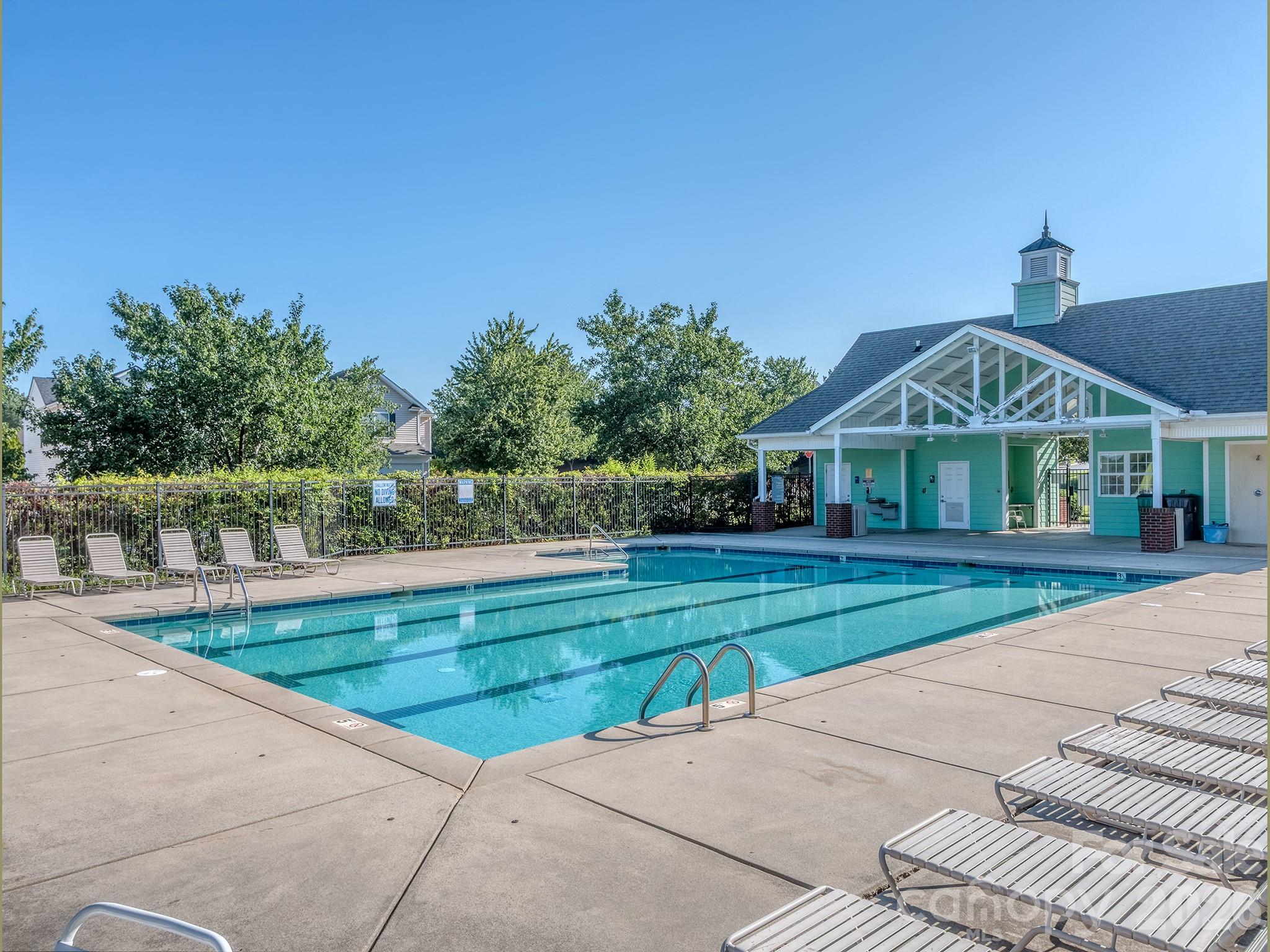 The Mews at Laurel Valley - Residential