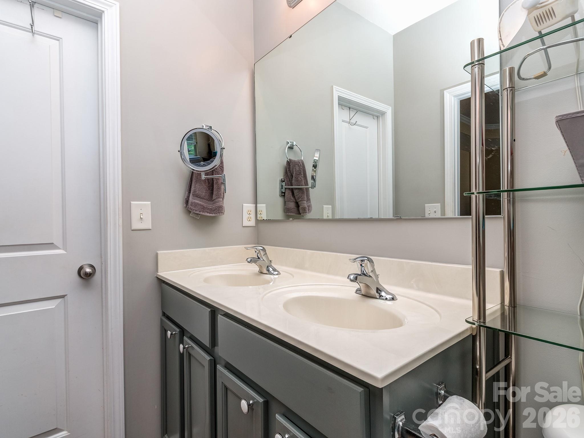 The Mews at Laurel Valley - Residential