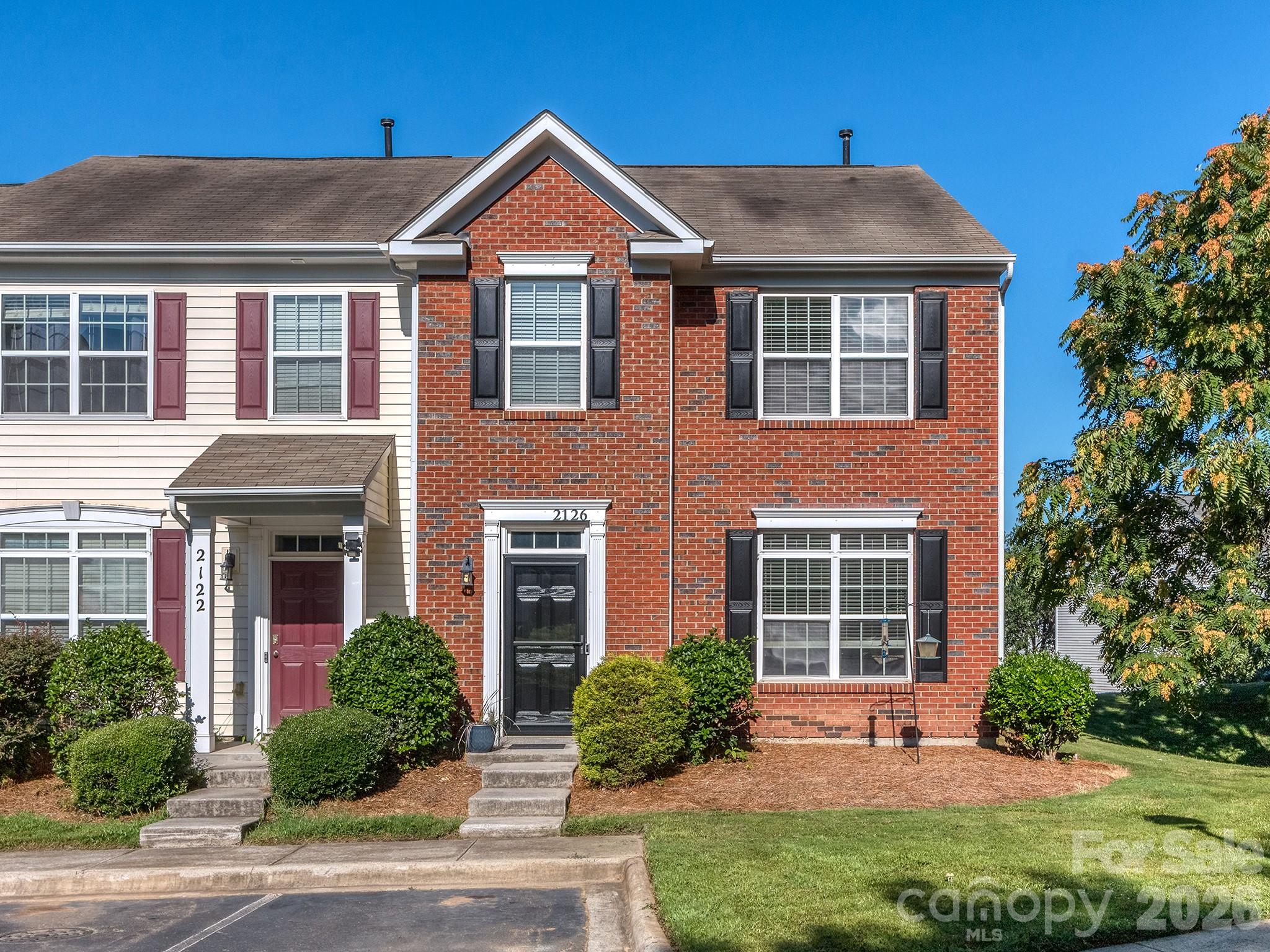 The Mews at Laurel Valley - Residential