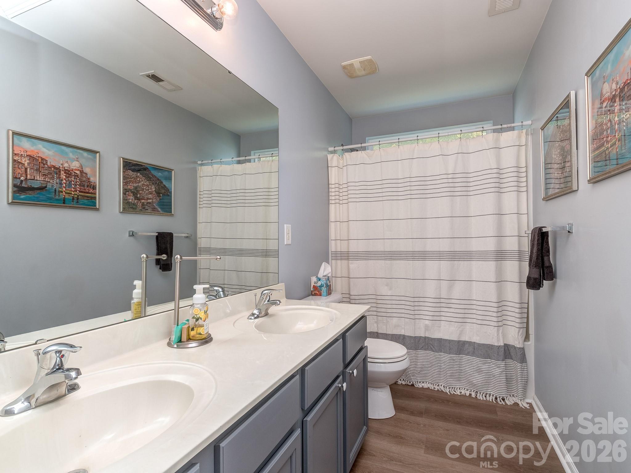 The Mews at Laurel Valley - Residential