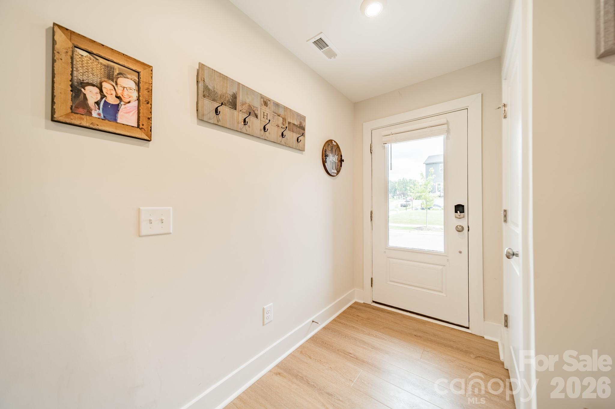 Context at Oakhurst - Residential