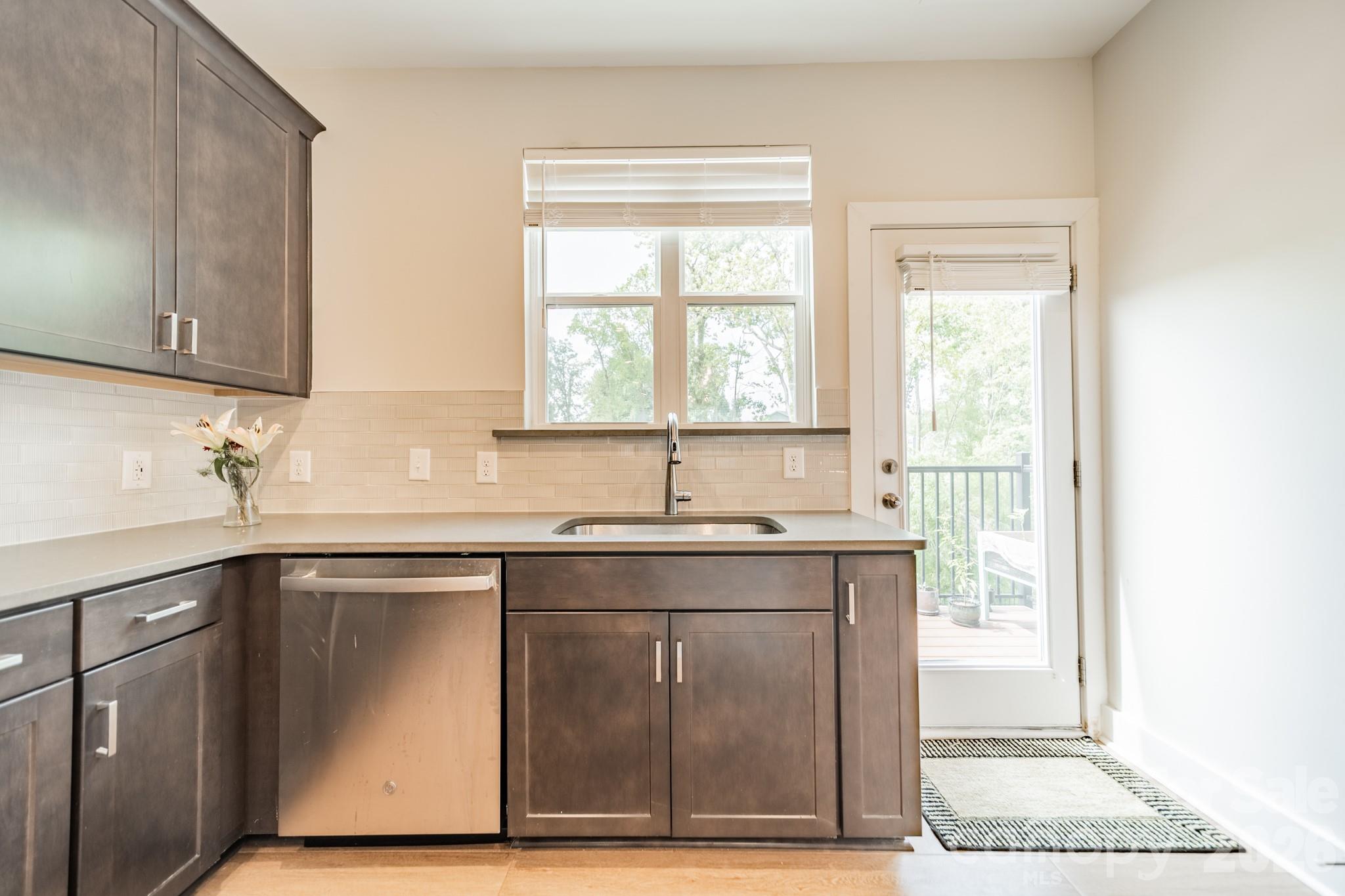Context at Oakhurst - Residential