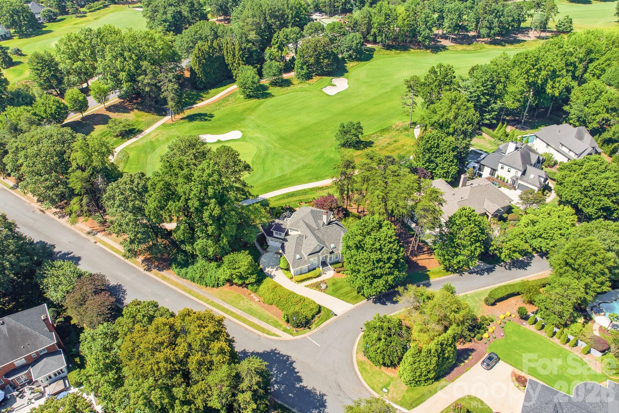 The Peninsula - Residential