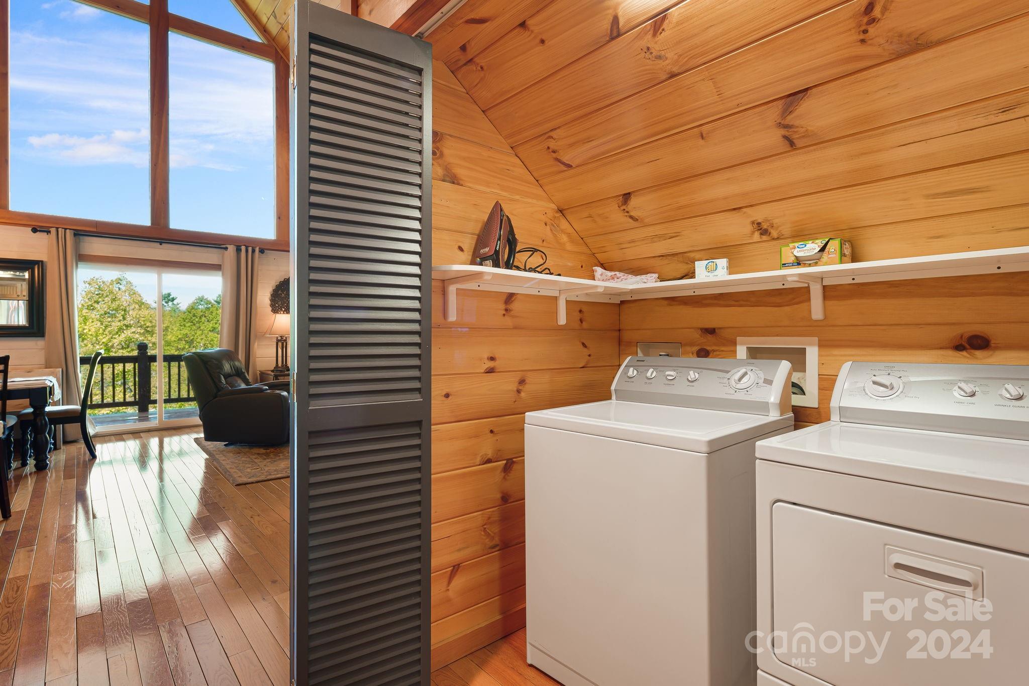 Ocona Lake Estates - Residential