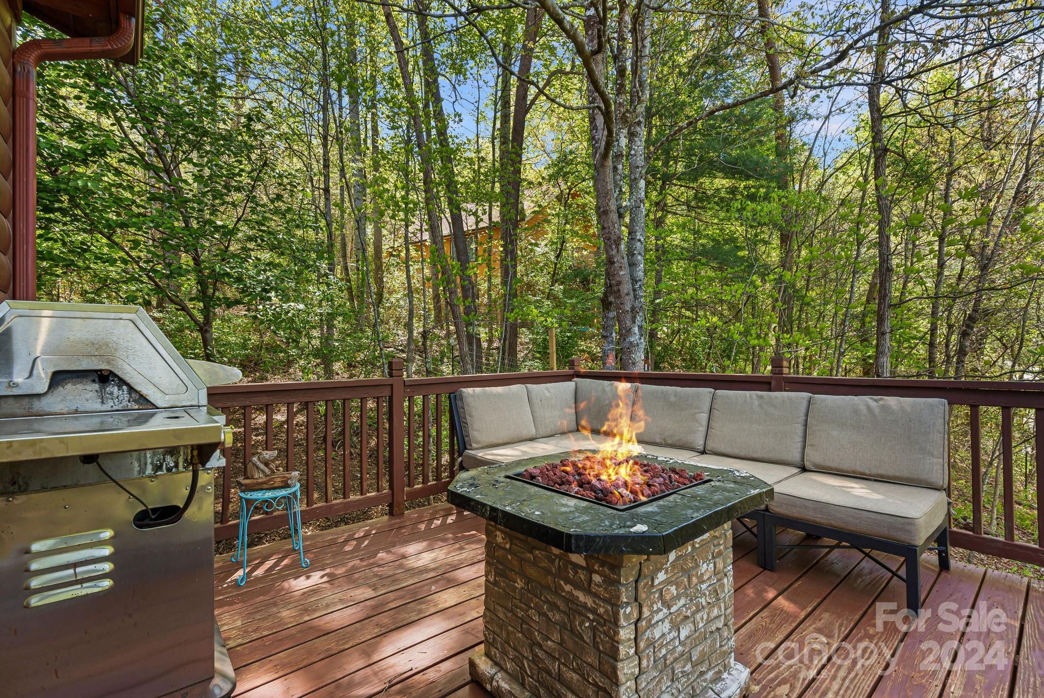 Ocona Lake Estates - Residential