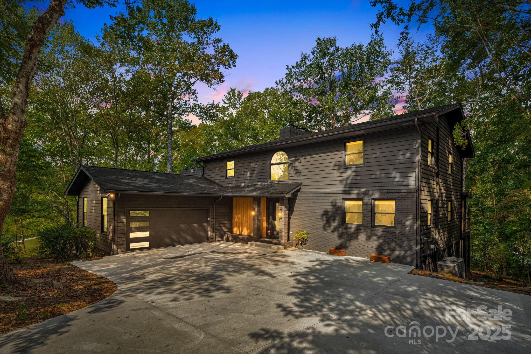 Rumbling Bald on Lake Lure - Residential