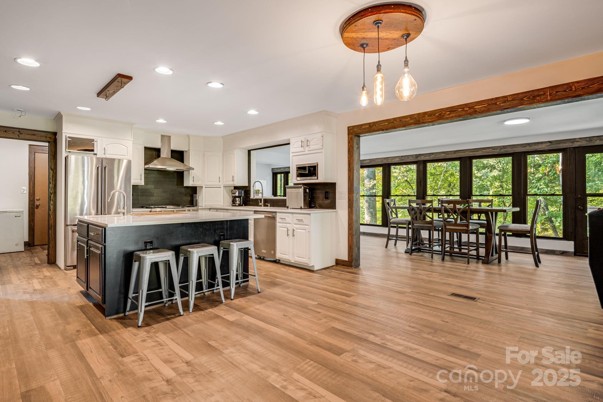 Rumbling Bald on Lake Lure - Residential