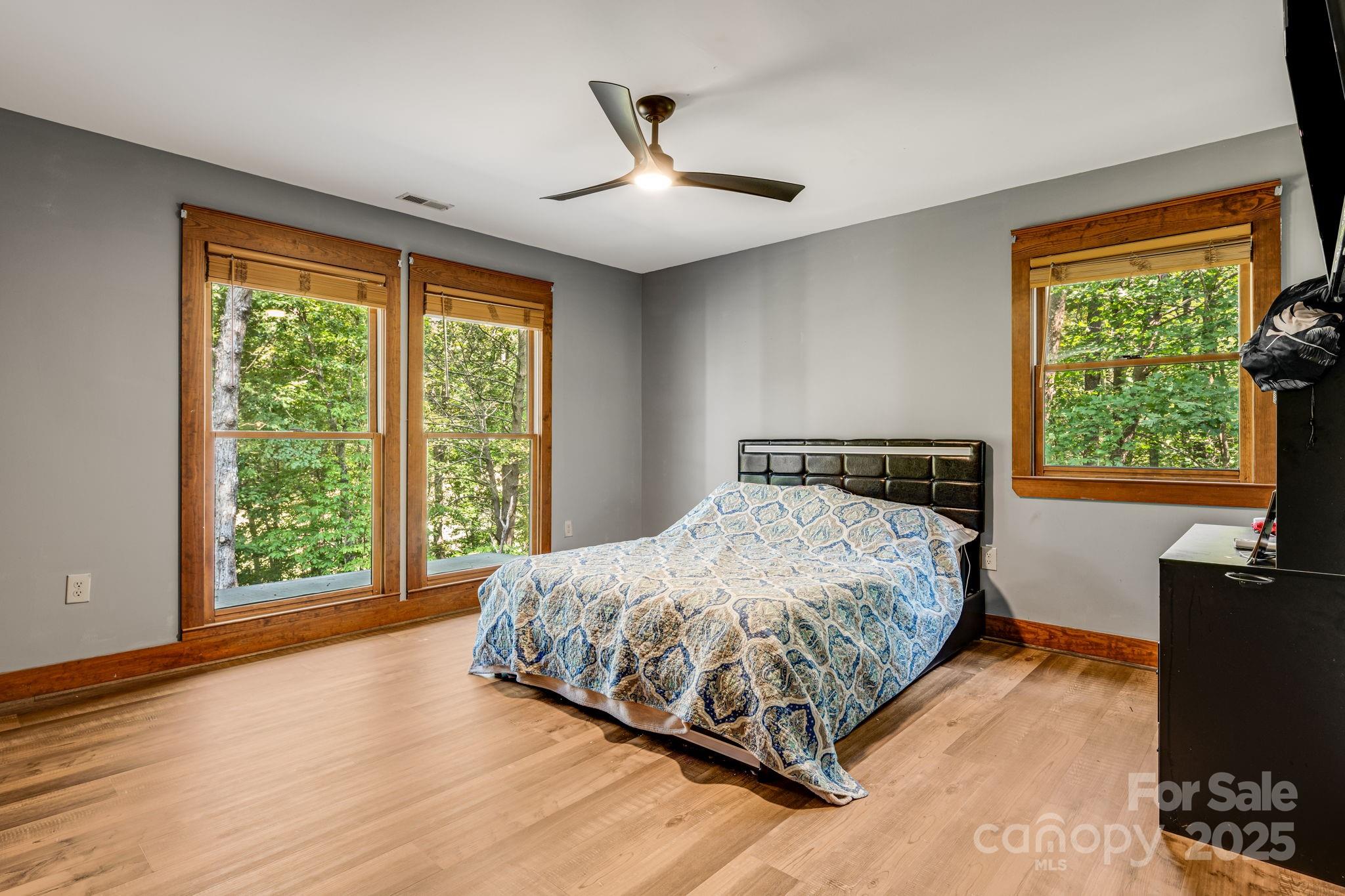 Rumbling Bald on Lake Lure - Residential