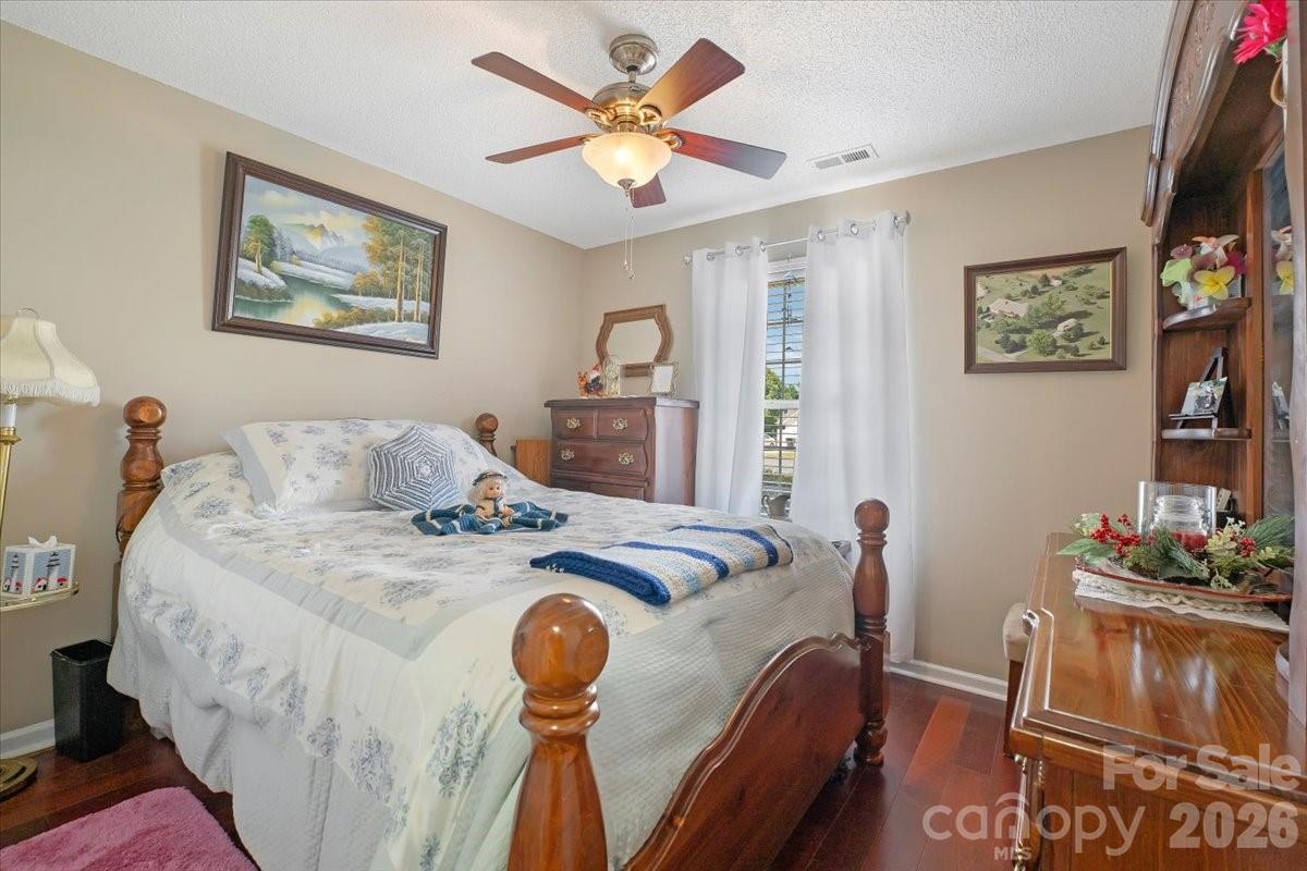 Chelsea Woods - Residential