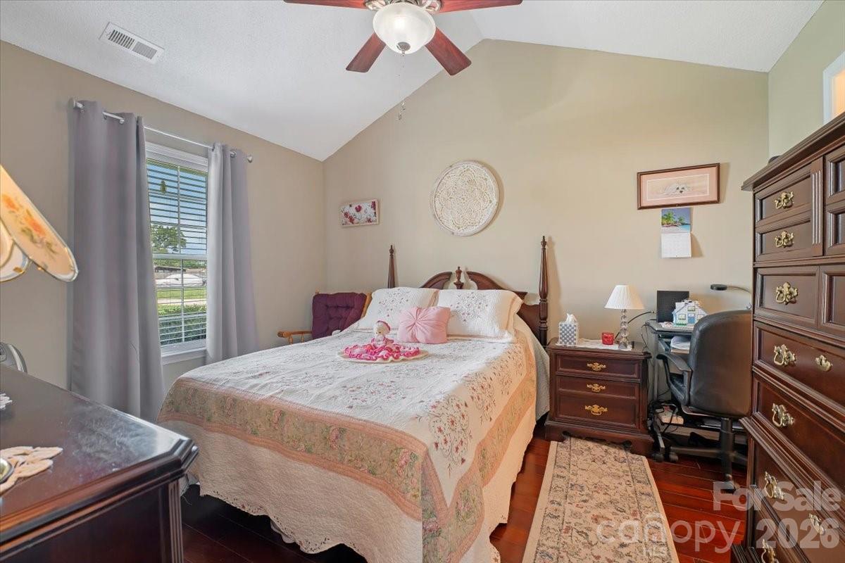 Chelsea Woods - Residential