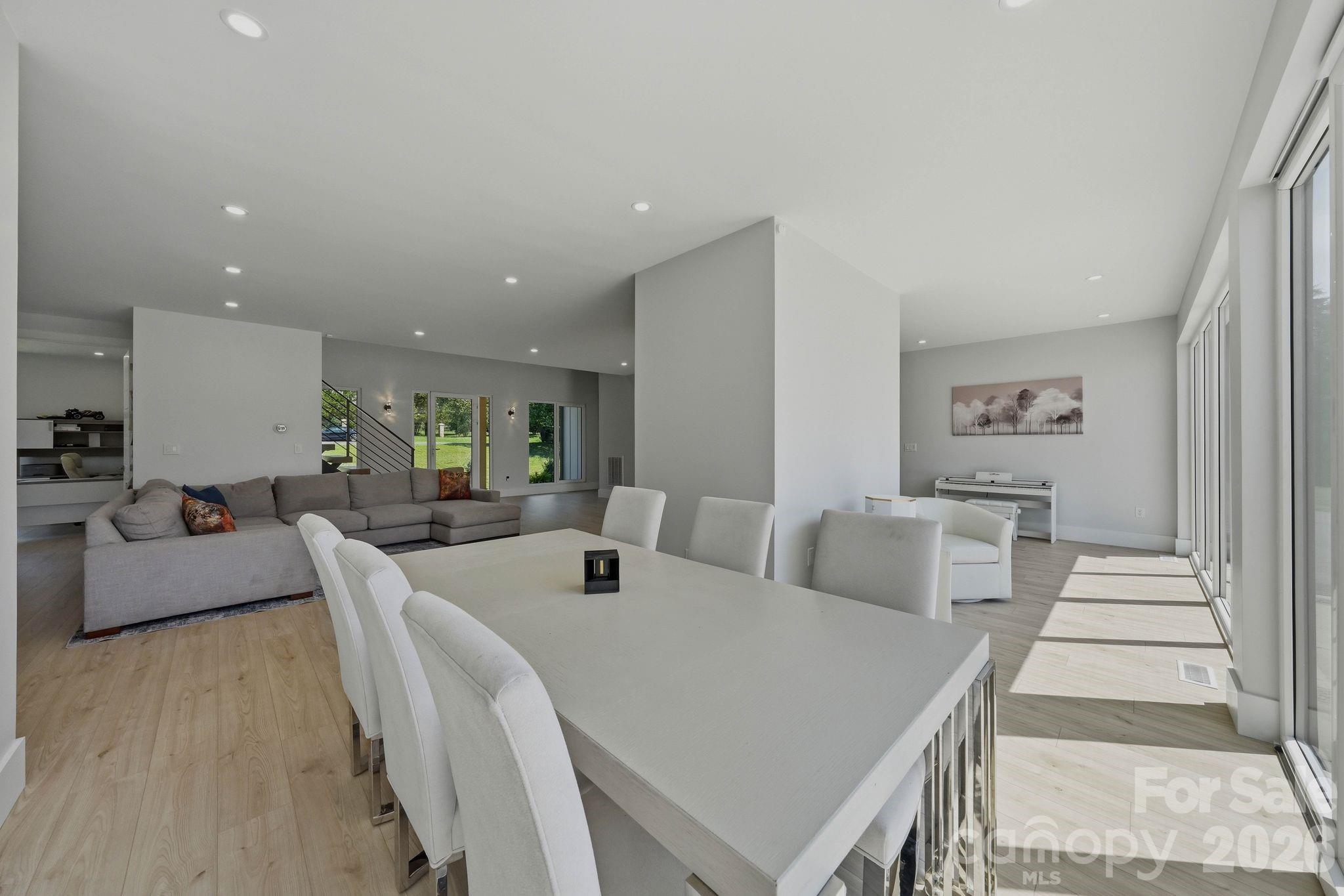 Aero Plantation - Residential