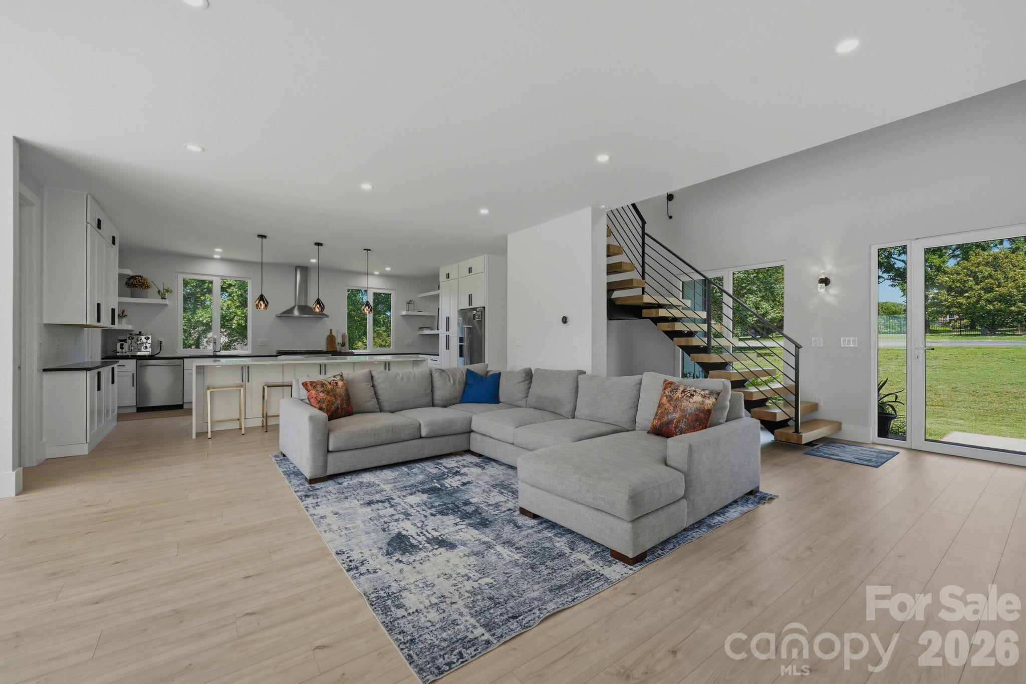 Aero Plantation - Residential